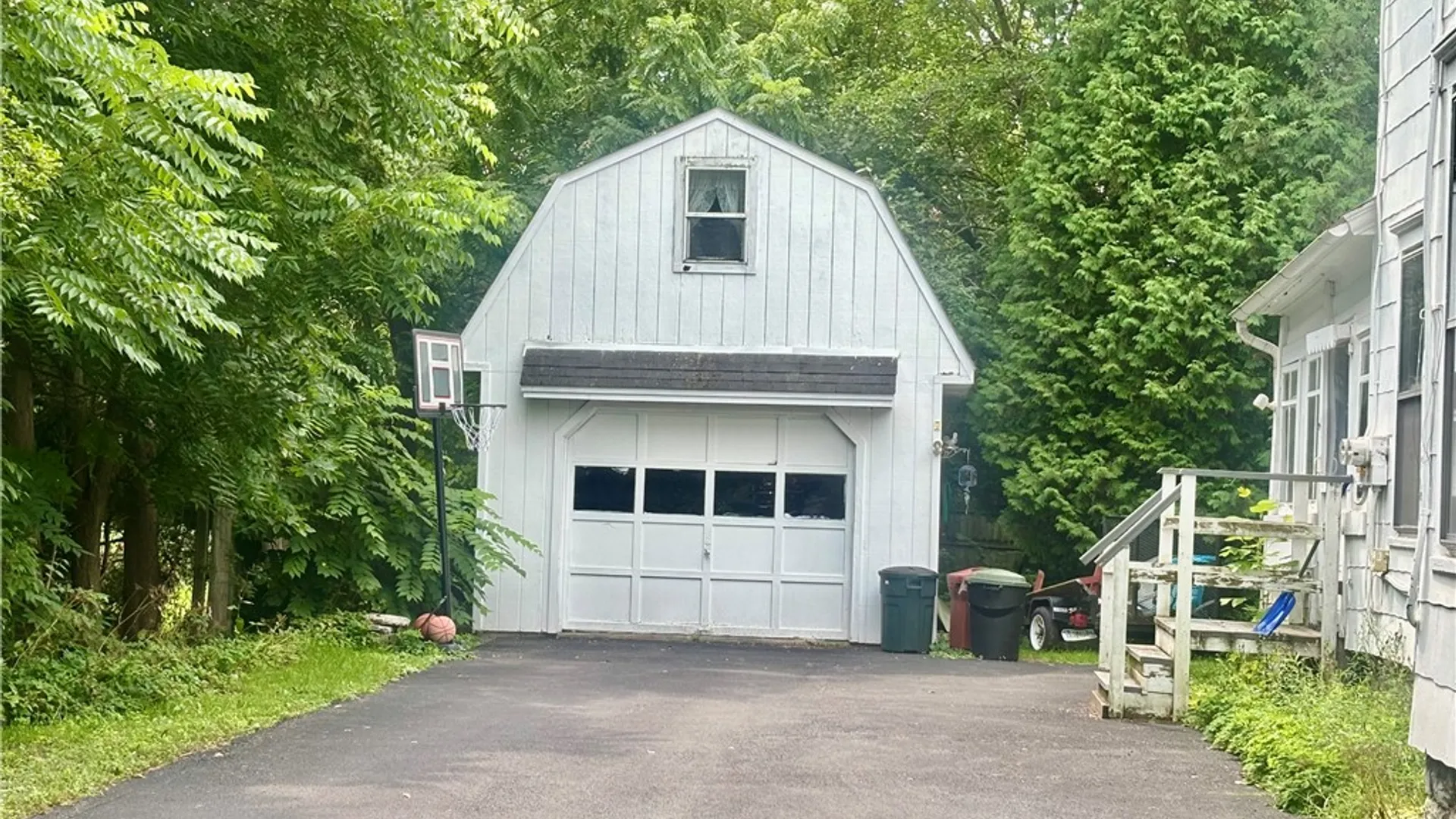 Property at 21 W Elizabeth Street, Skaneateles, NY 13152 3