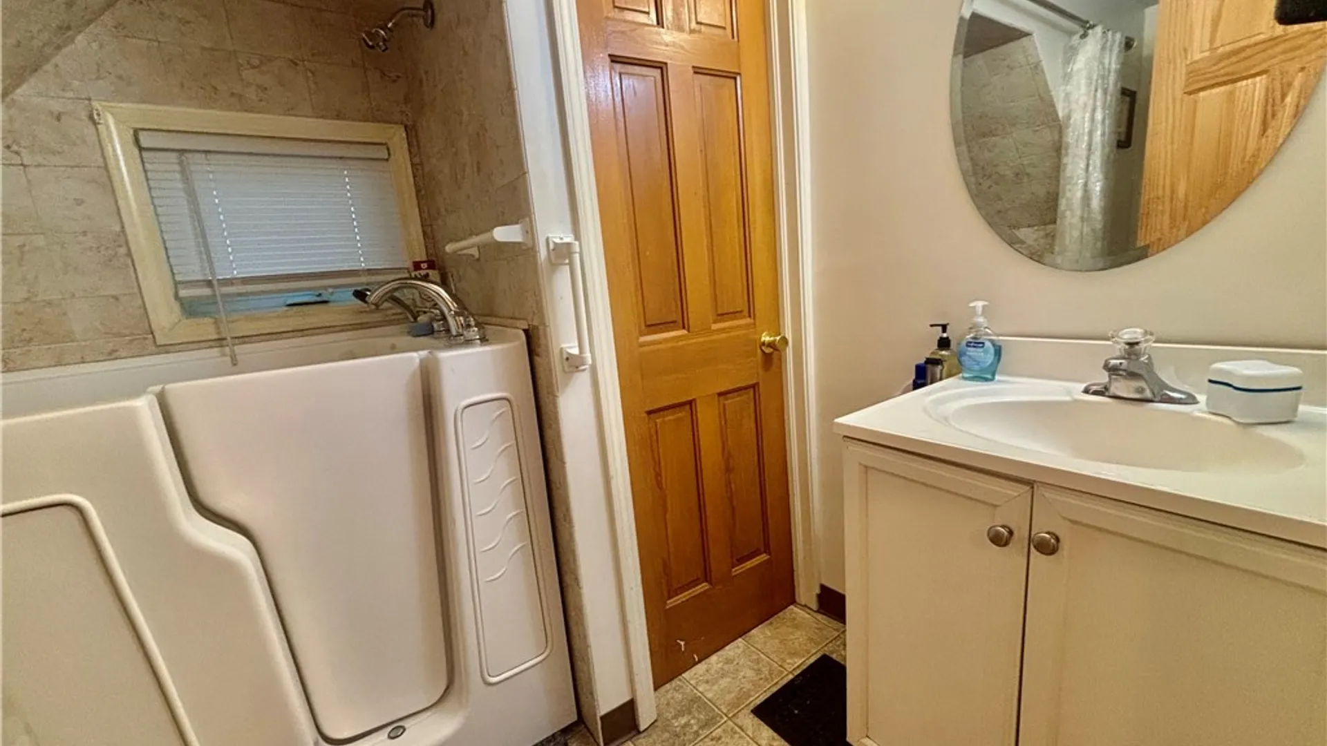 Property at 21 W Elizabeth Street, Skaneateles, NY 13152 15