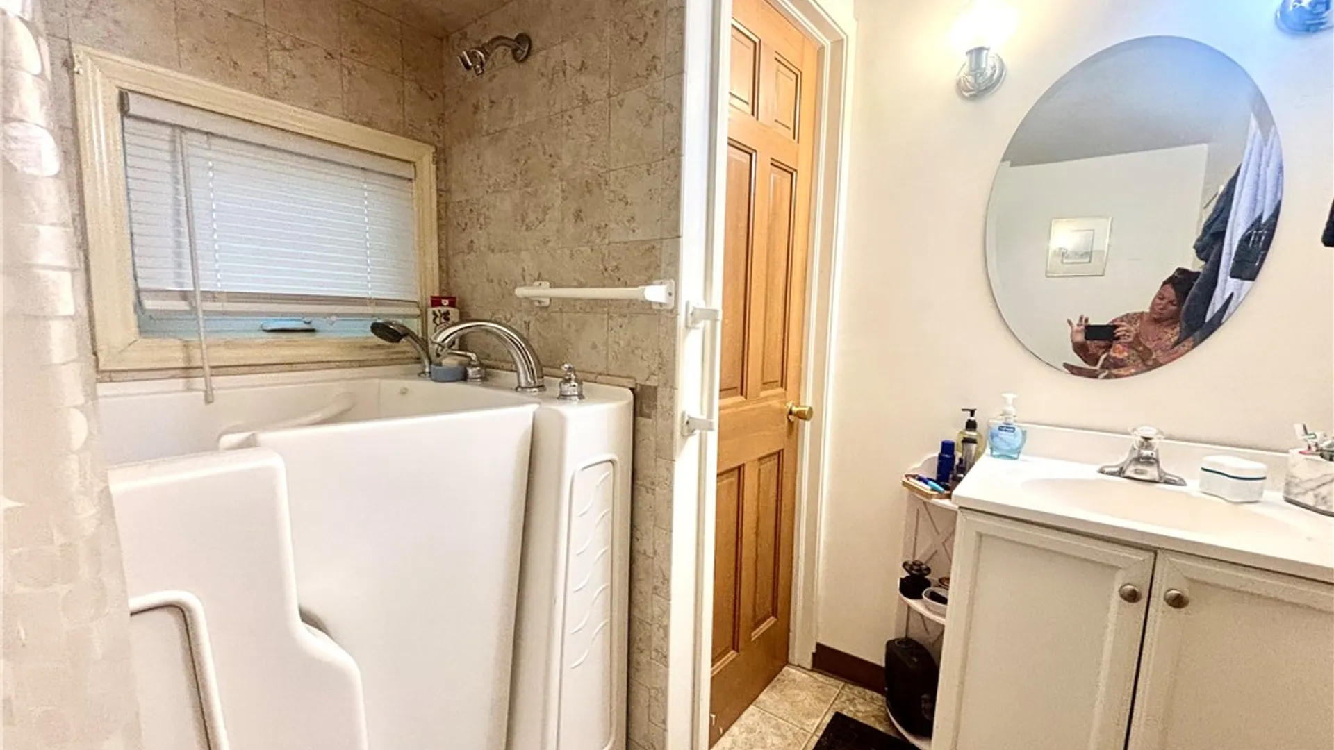 Property at 21 W Elizabeth Street, Skaneateles, NY 13152 21
