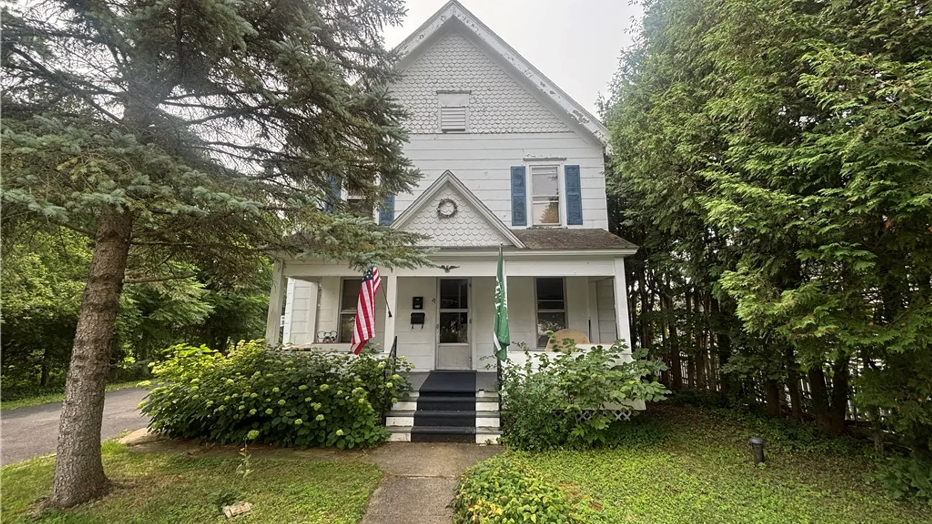 Property at 21 W Elizabeth Street, Skaneateles, NY 13152 28