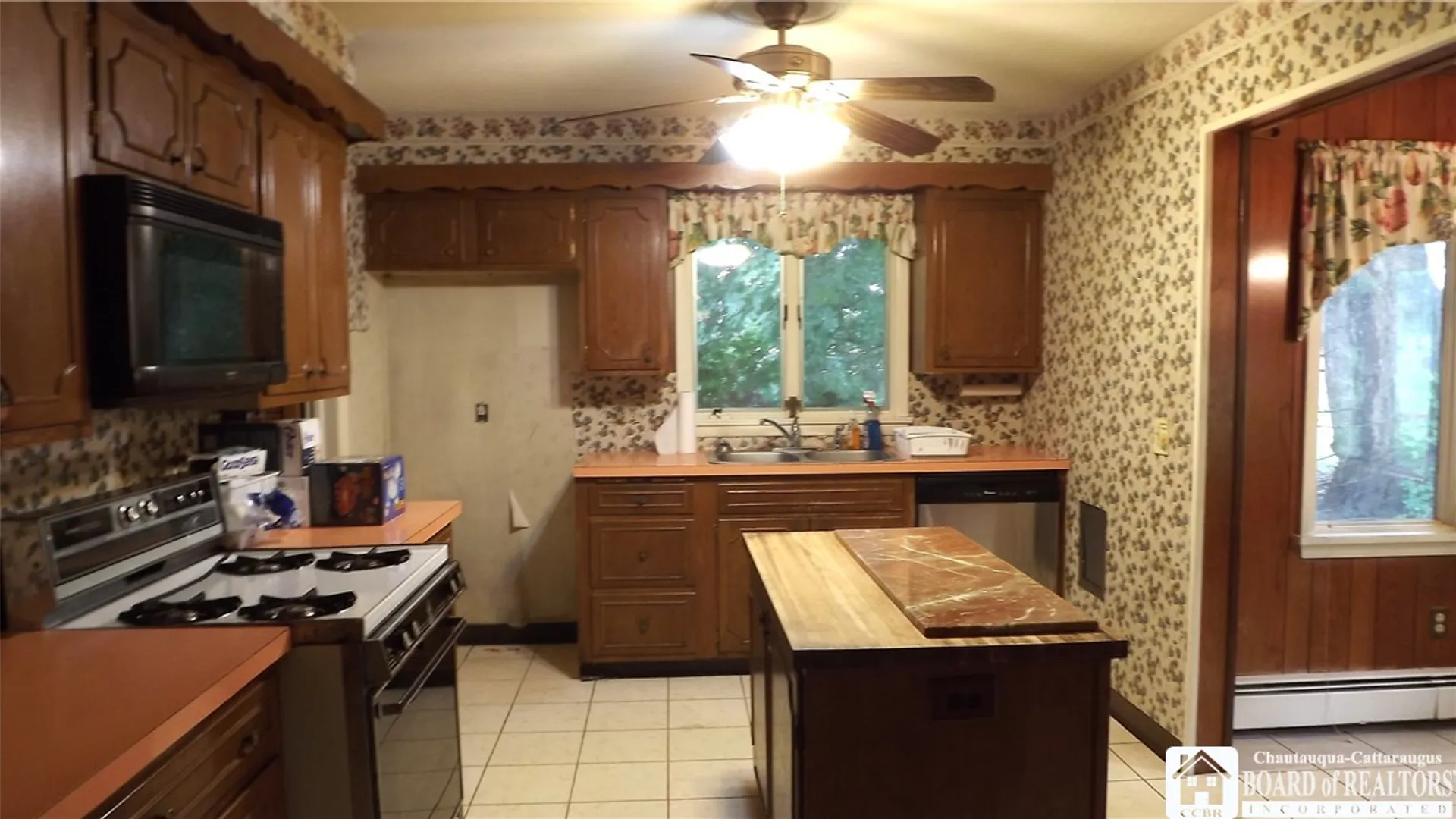 Property at 19 Cobbe Circle, Ellicott, NY 14701 4