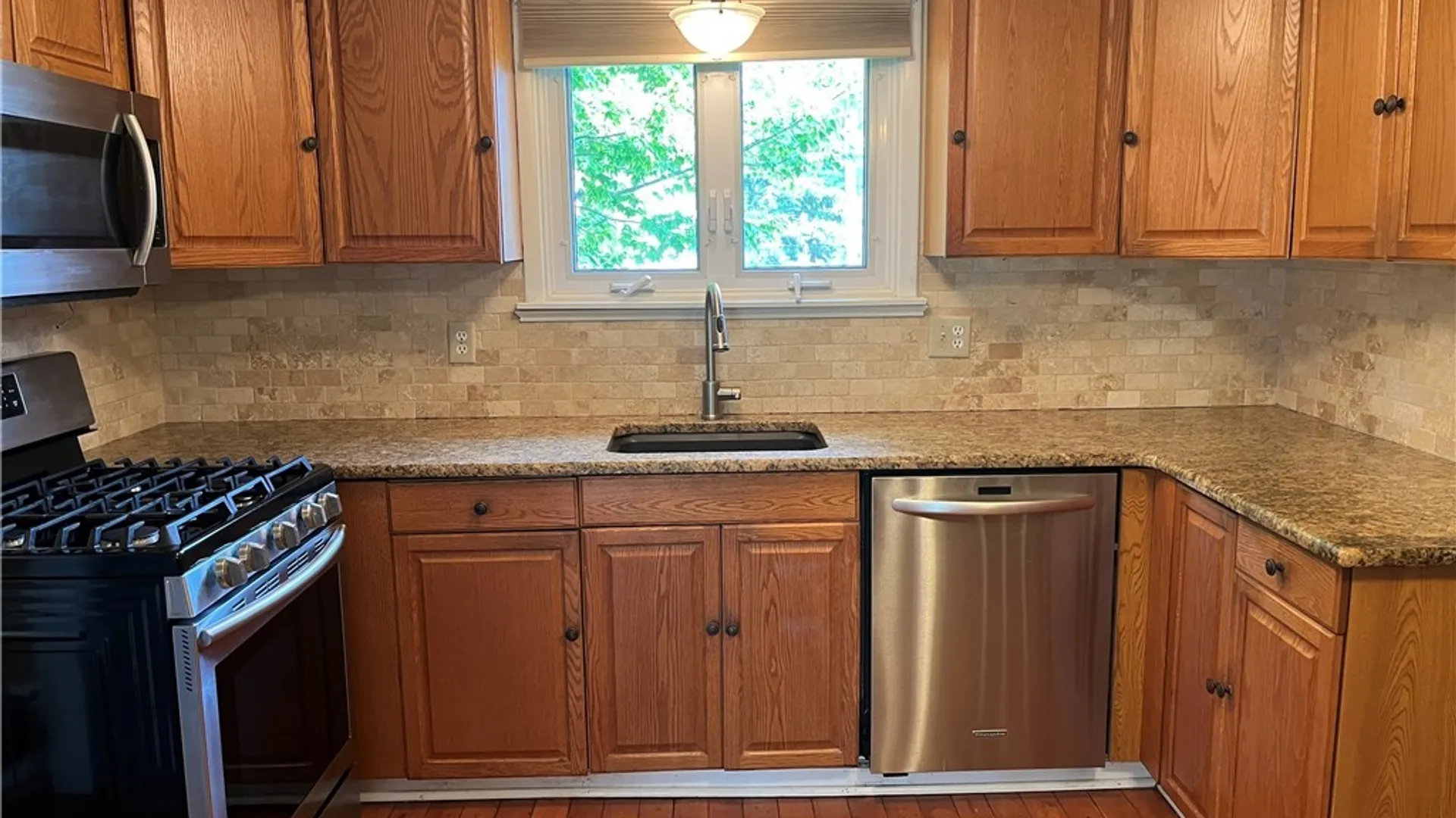 Property at 219 Sagewood, Amherst, NY 14221 9