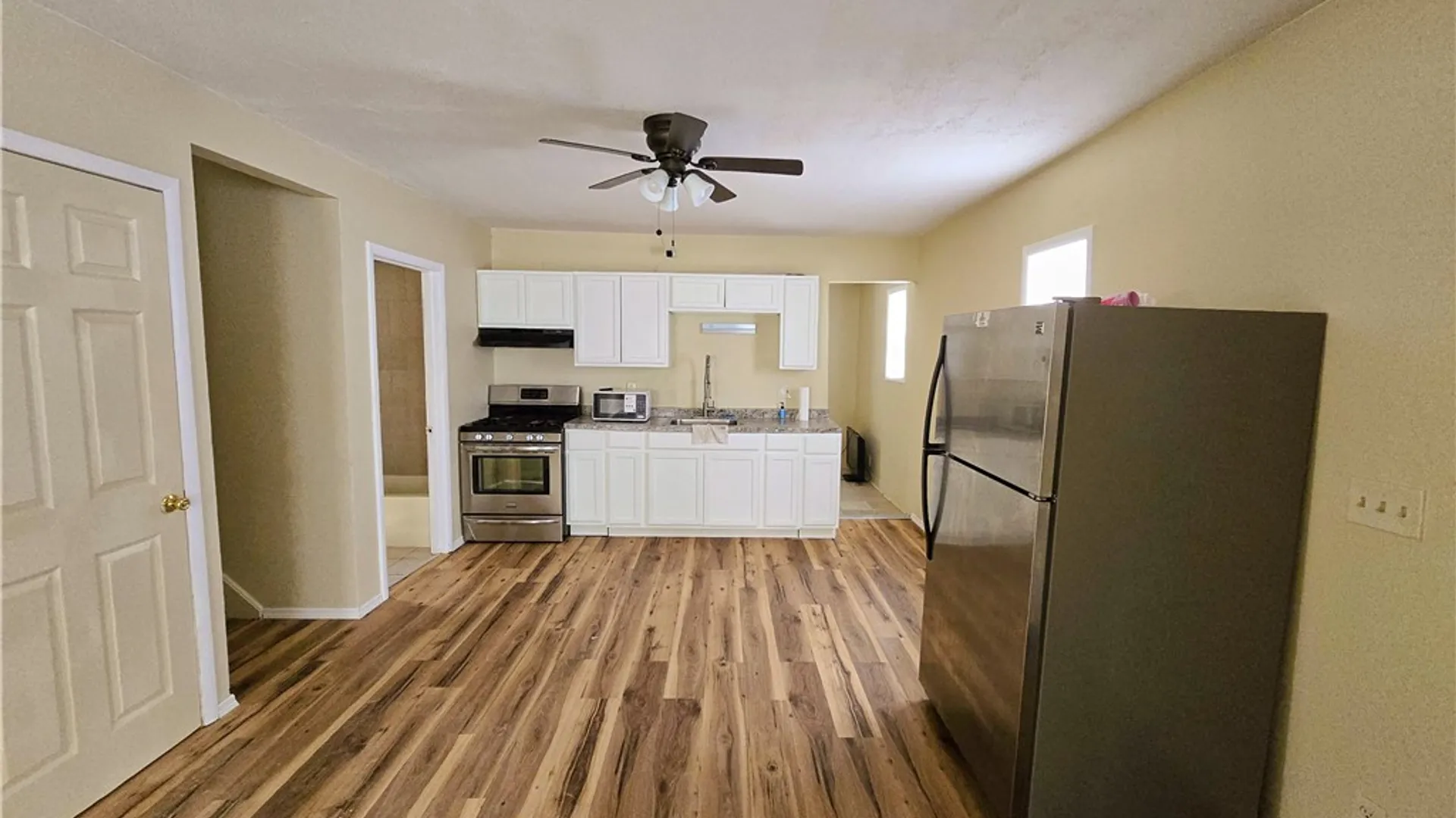 Property at 1 Bloomingdale Street, Rochester, NY 14621 4