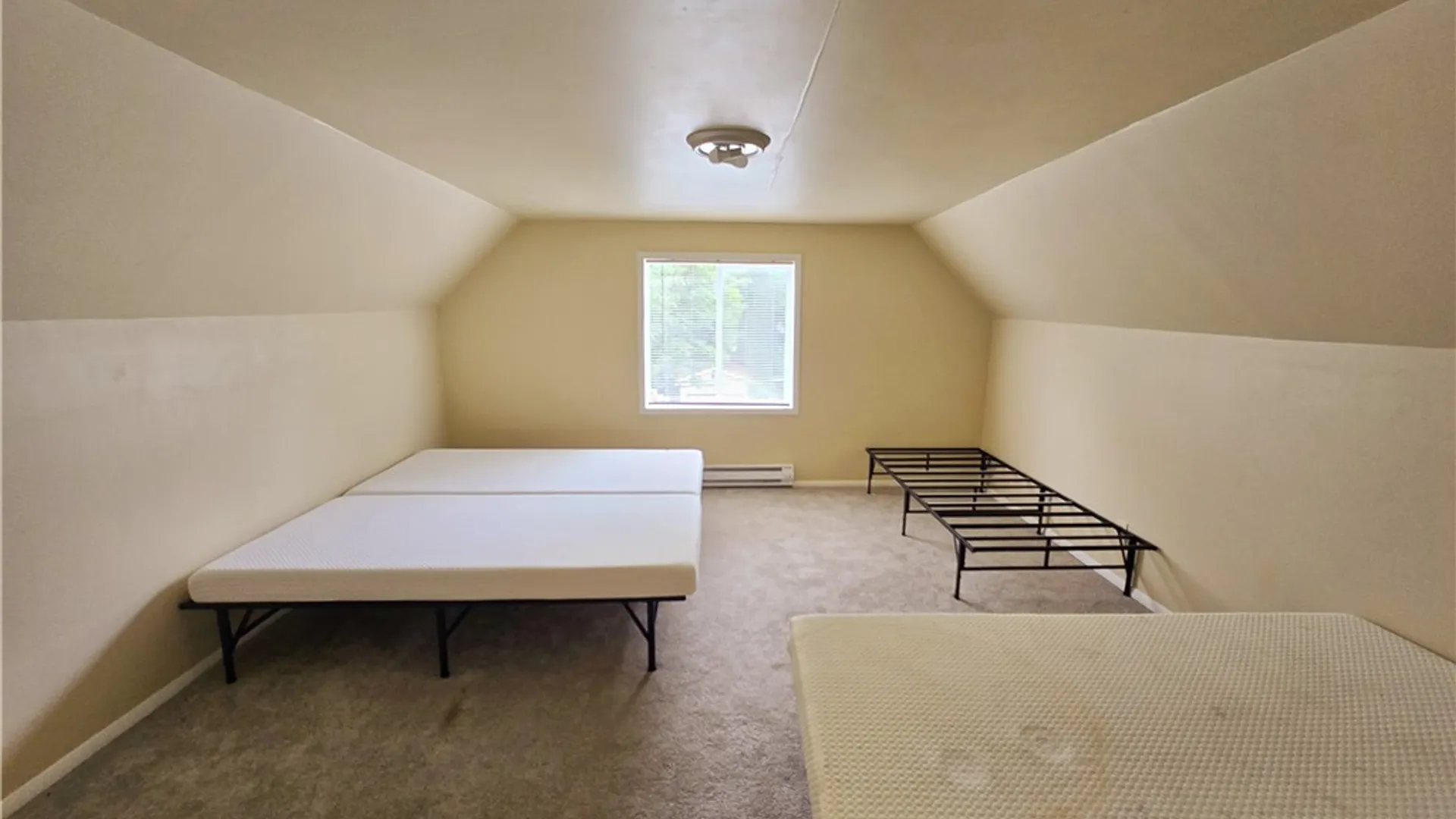 Property at 1 Bloomingdale Street, Rochester, NY 14621 9