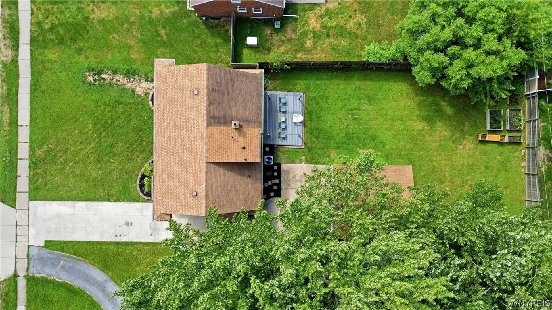 Property at 112 Hartford Road, Amherst, NY 14226 46