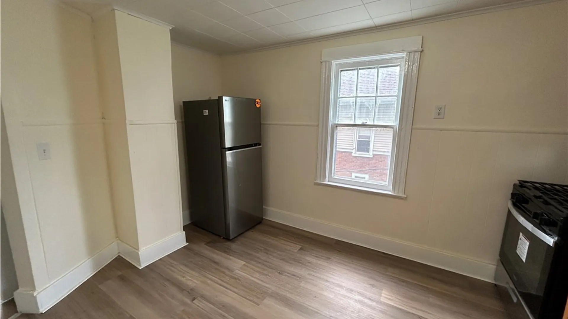 Property at 42 Villa St, Rochester, NY 14606 5