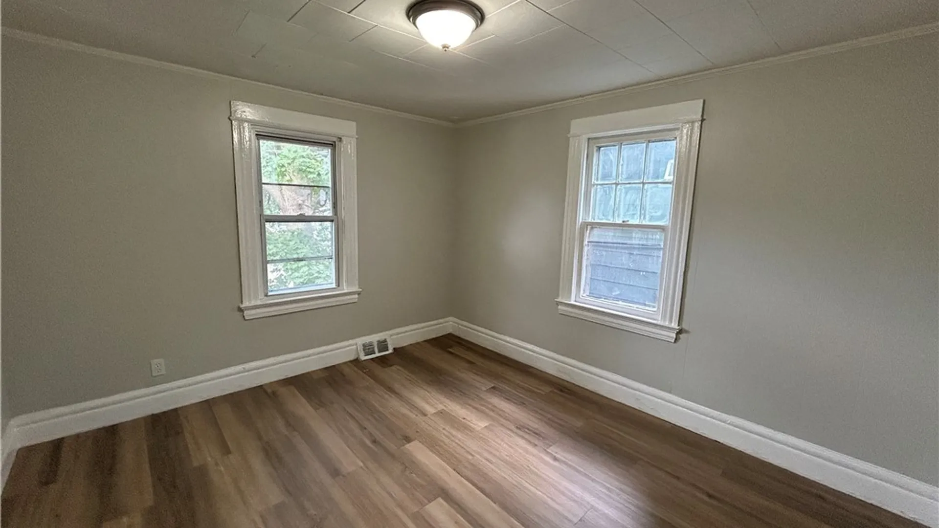 Property at 42 Villa St, Rochester, NY 14606 6
