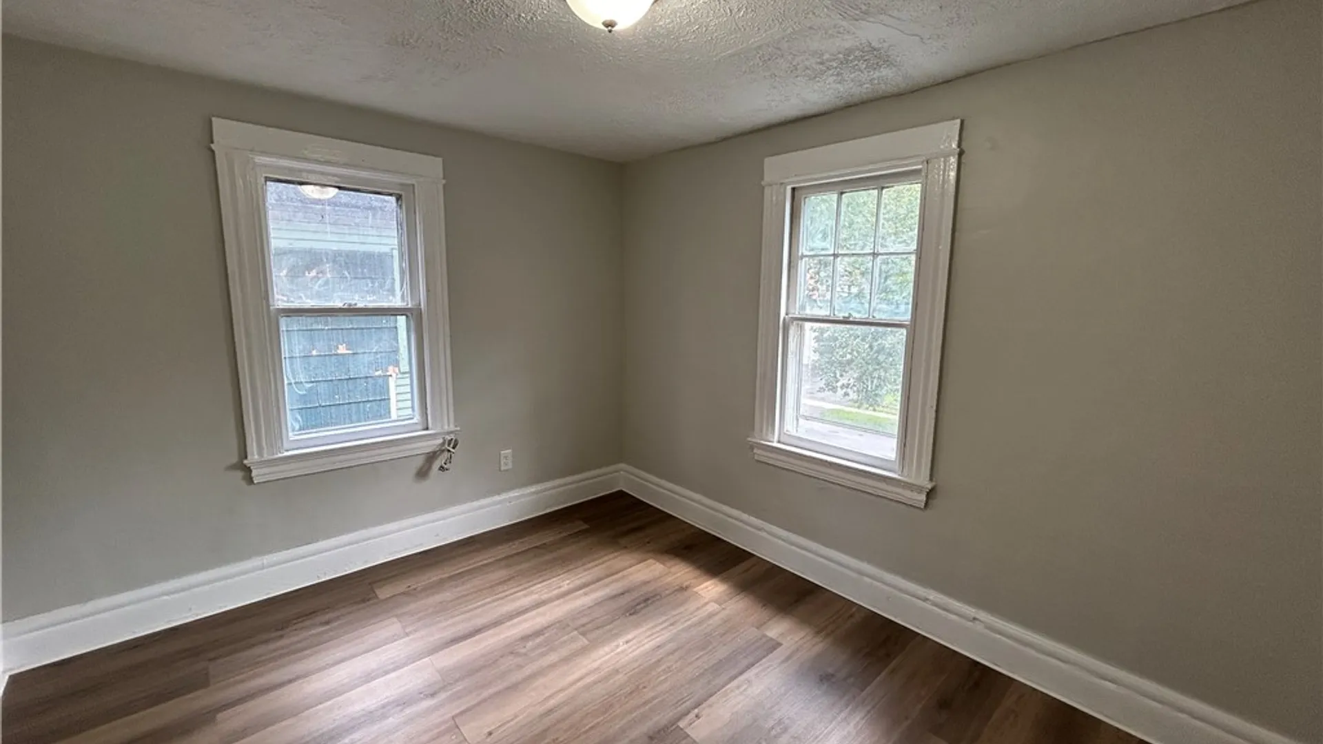 Property at 42 Villa St, Rochester, NY 14606 9