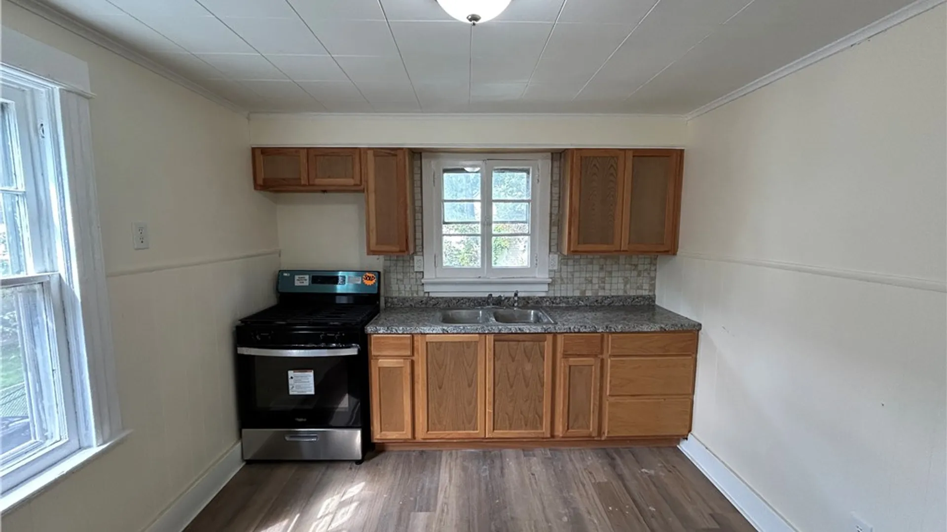 Property at 42 Villa St, Rochester, NY 14606 12