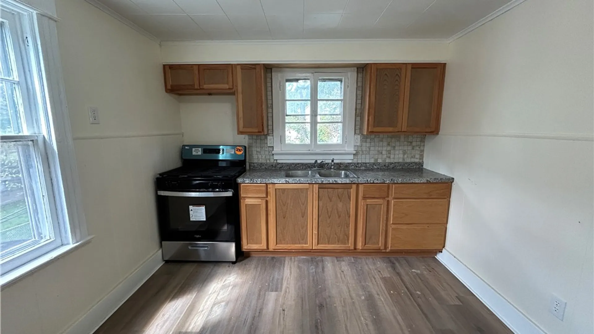Property at 42 Villa St, Rochester, NY 14606 13