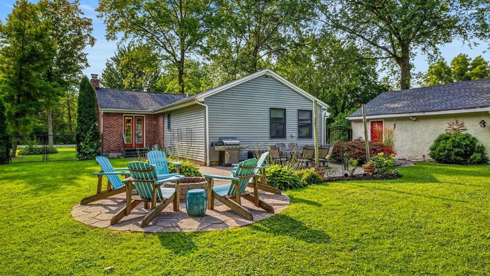 Property at 4071 Calkins Road, Lewiston, NY 14174 32