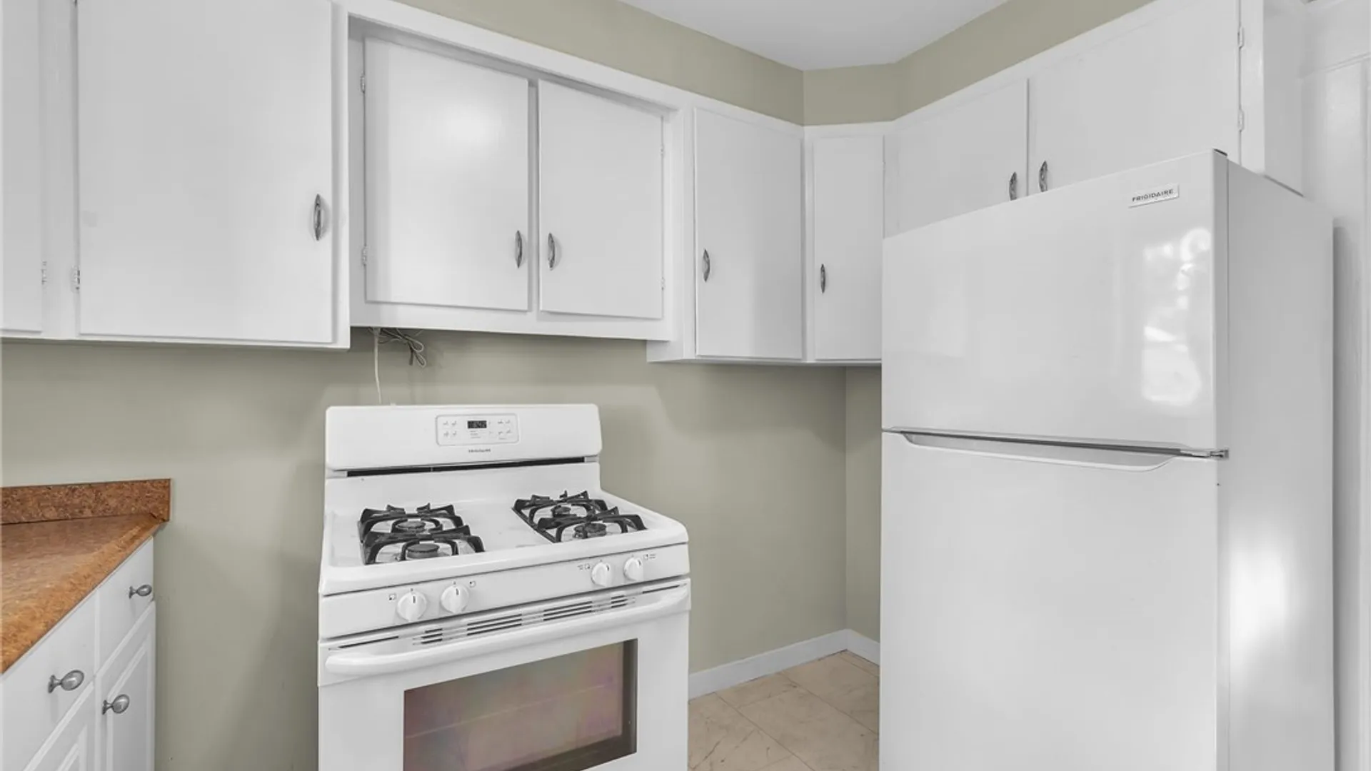 Property at 69 W Northrup Place, Buffalo, NY 14214 25