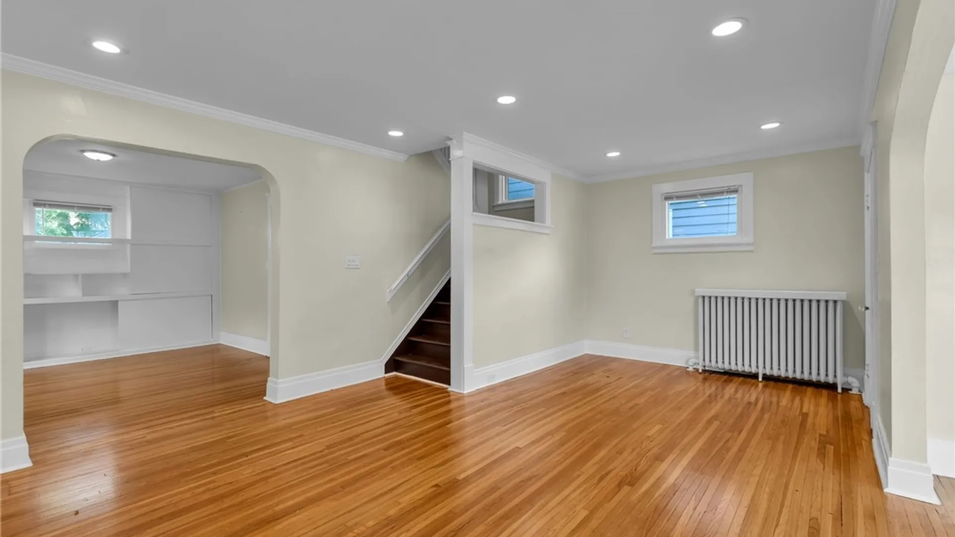 Property at 69 W Northrup Place, Buffalo, NY 14214 15
