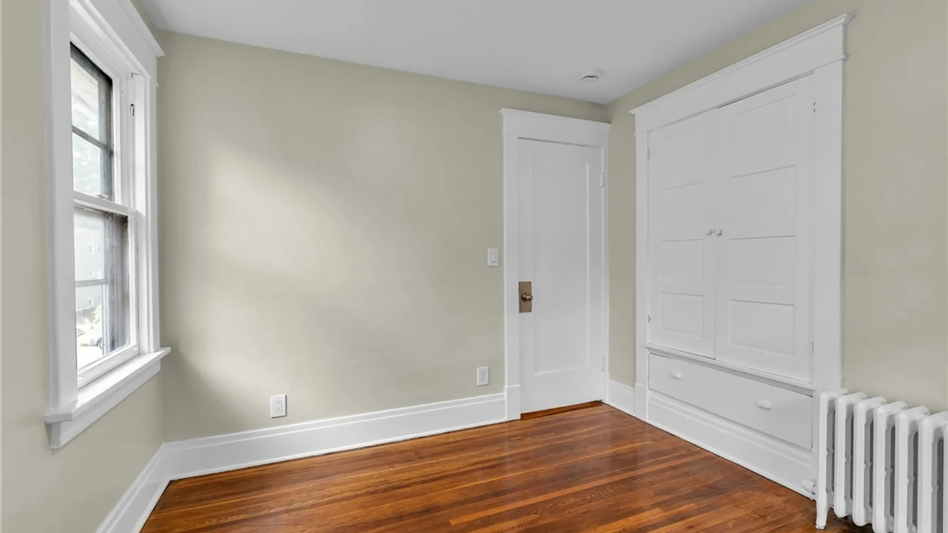 Property at 69 W Northrup Place, Buffalo, NY 14214 32