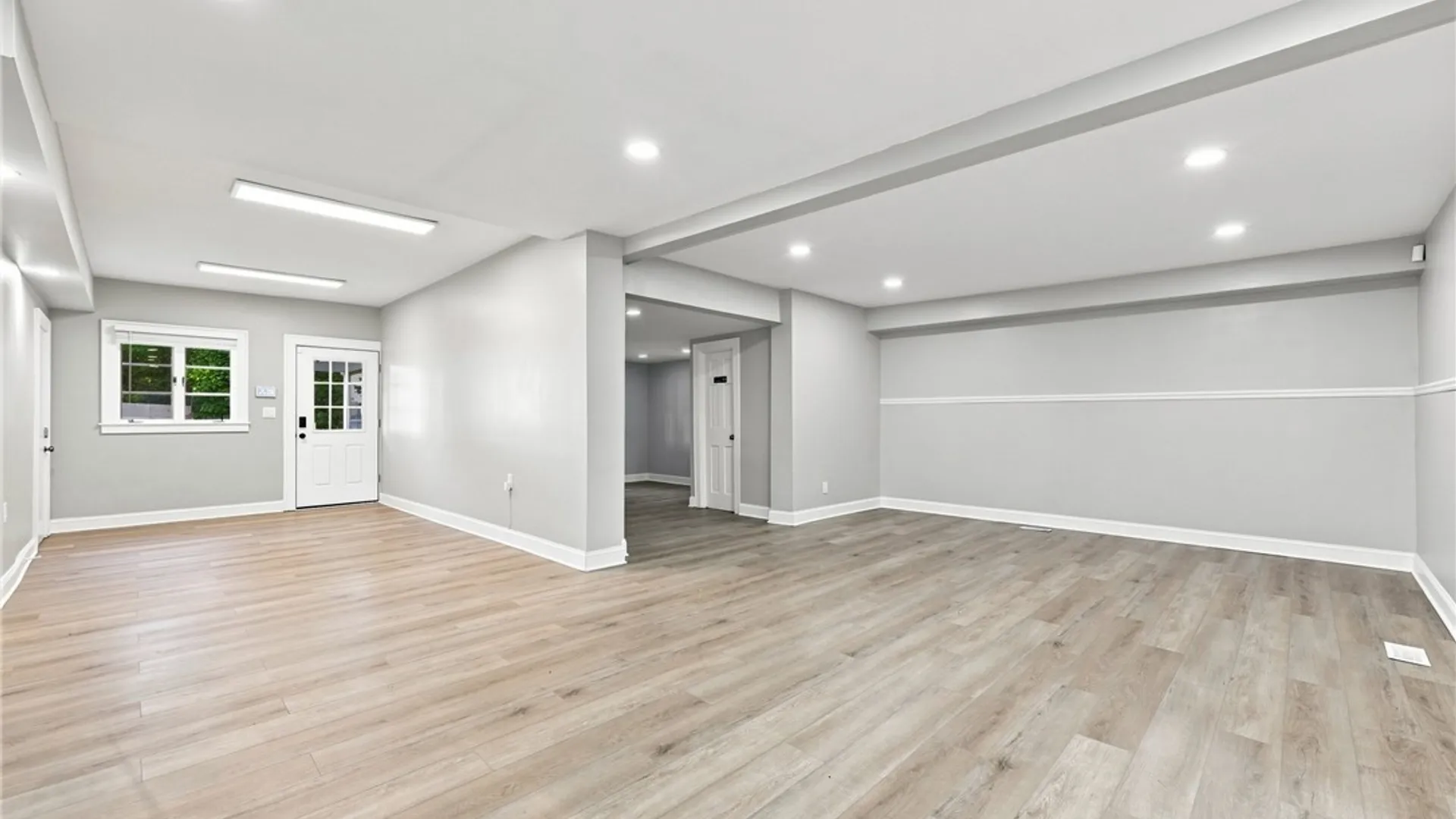Property at 3457 Clinton Street, West Seneca, NY 14224 5