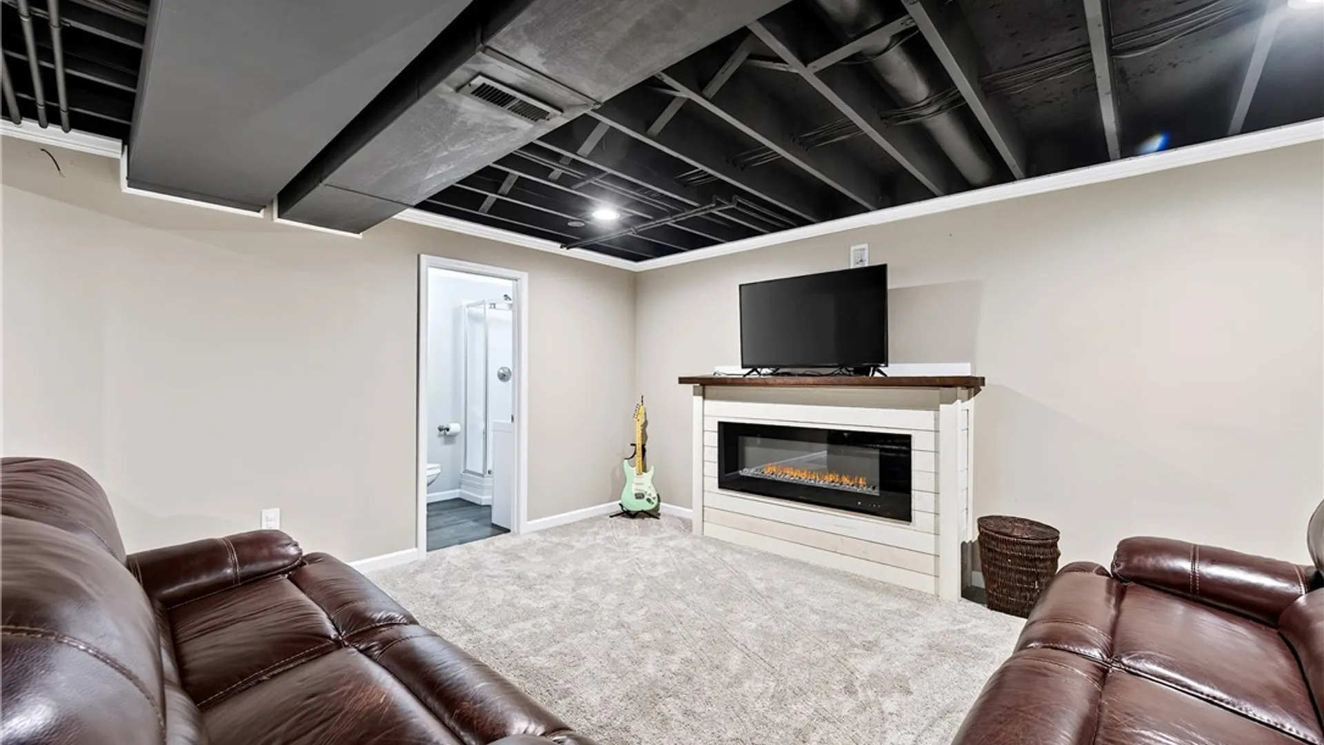 Property at 22 Vista Court, West Seneca, NY 14224 32