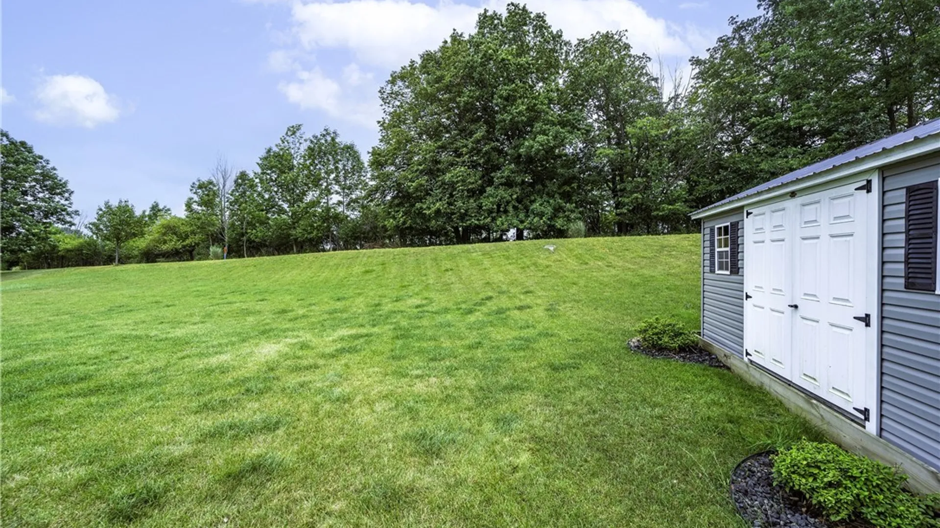 Property at 22 Vista Court, West Seneca, NY 14224 42