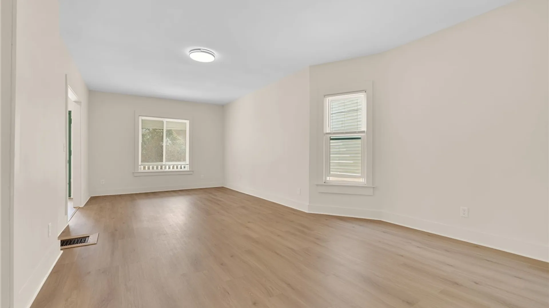 Property at 2206 Main Street, Buffalo, NY 14214 10