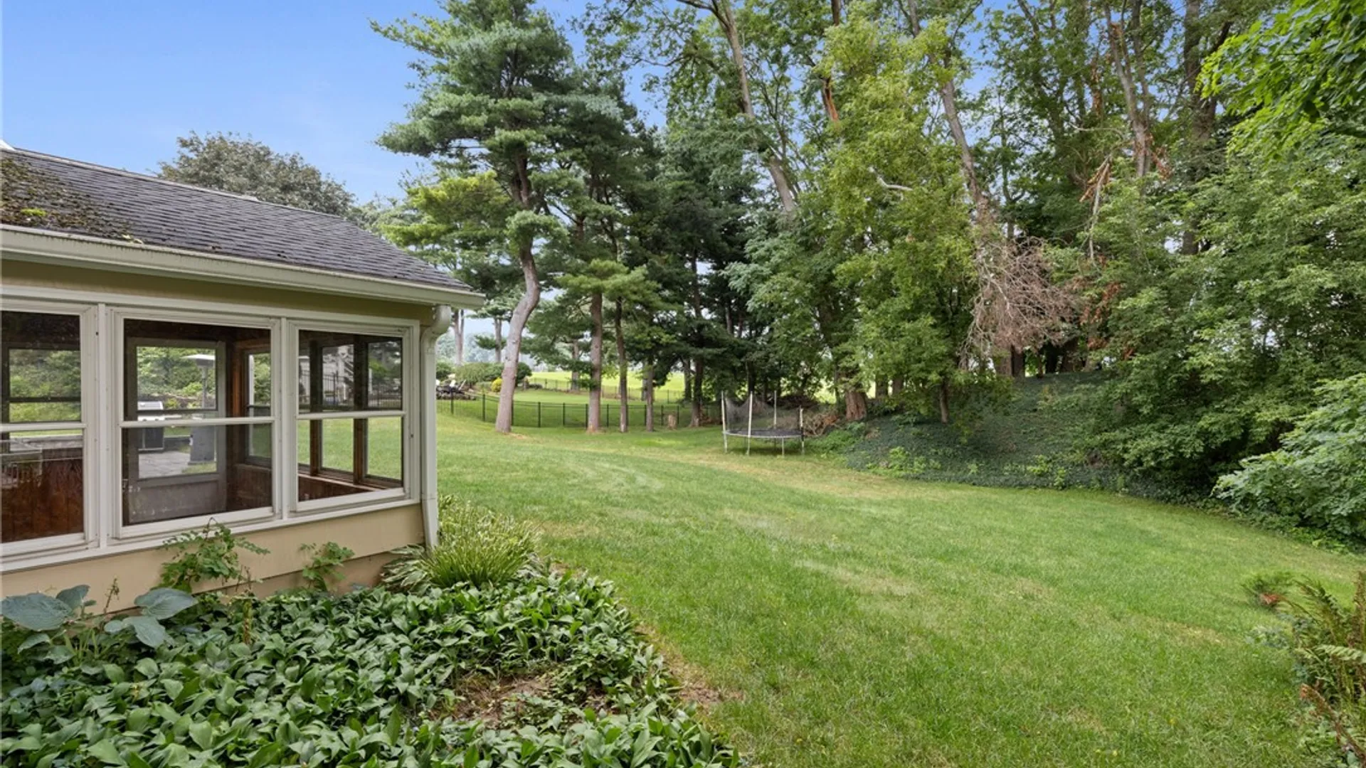 Property at 21 Arlington Drive, Pittsford, NY 14534 43
