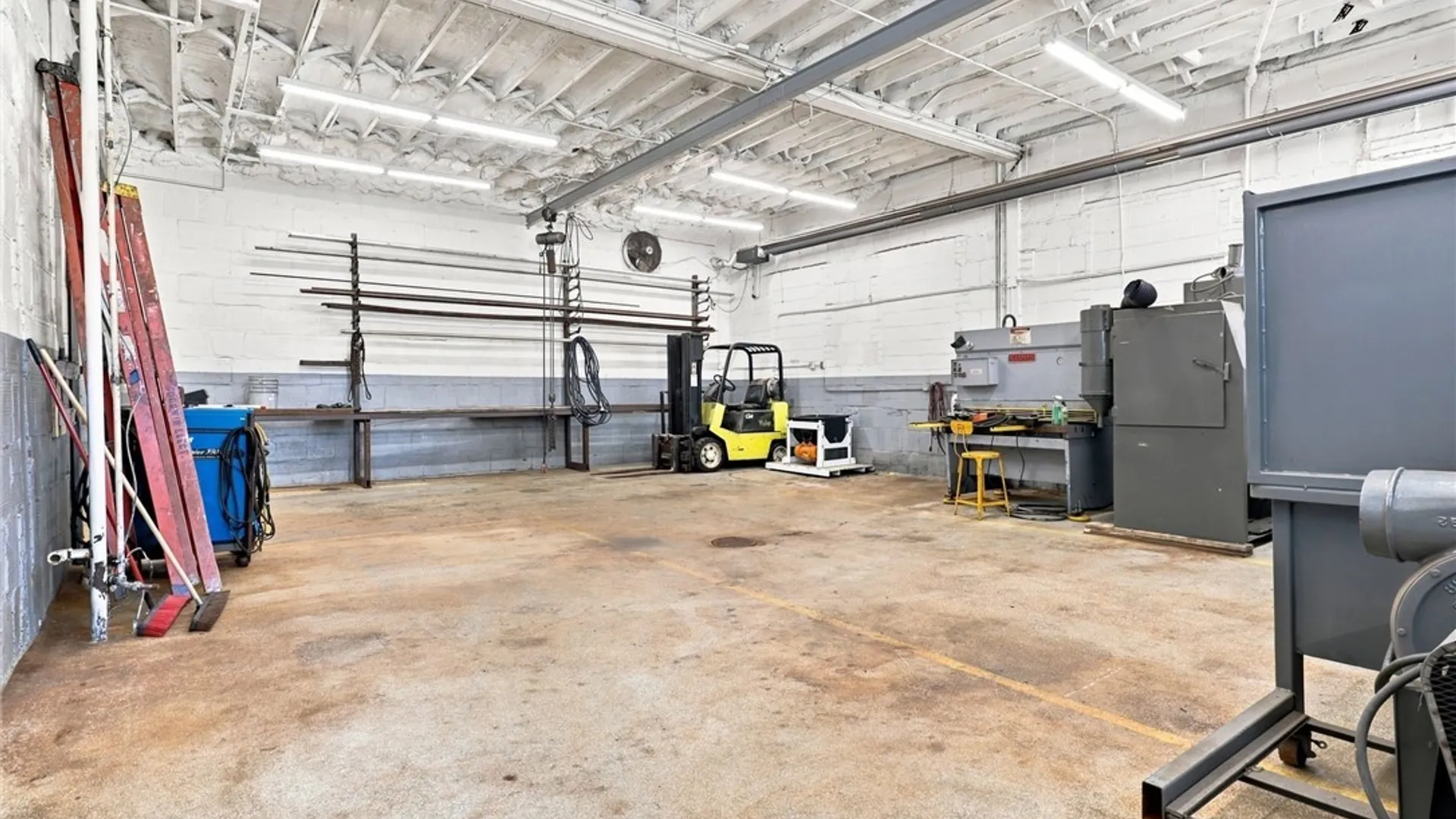 Property at 1273 Clinton Street, Buffalo, NY 14206 9