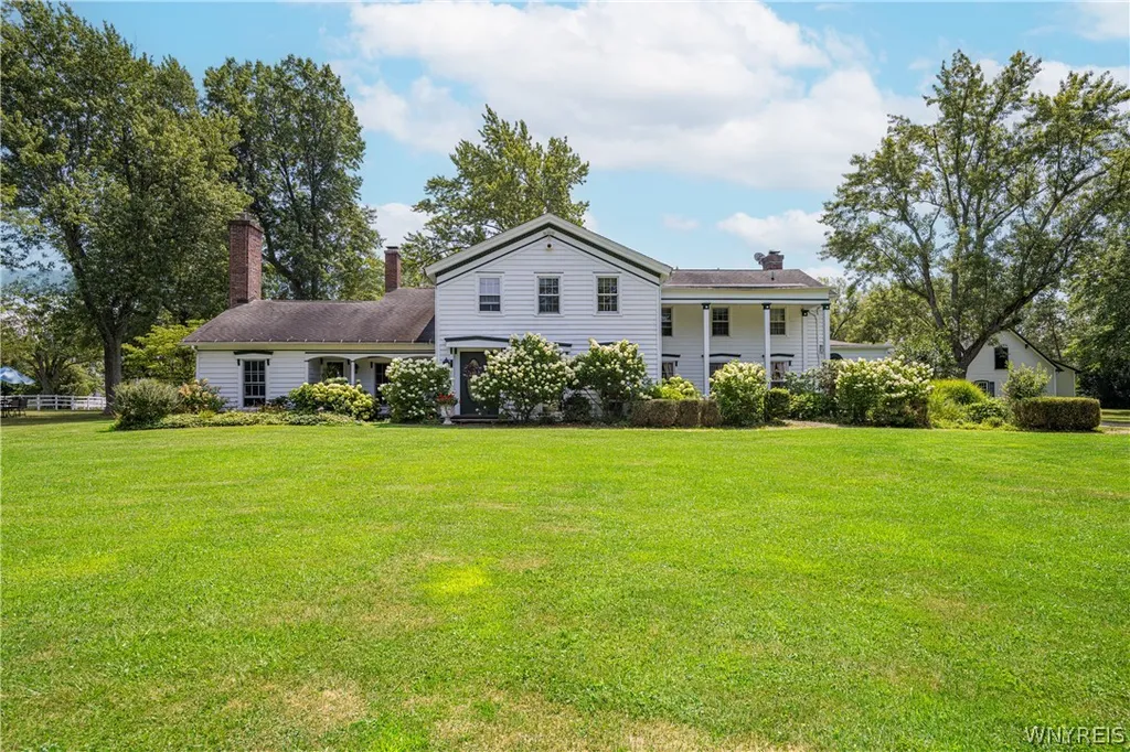 Property at 905 Sturgeon Point Road, Evans, NY 14047