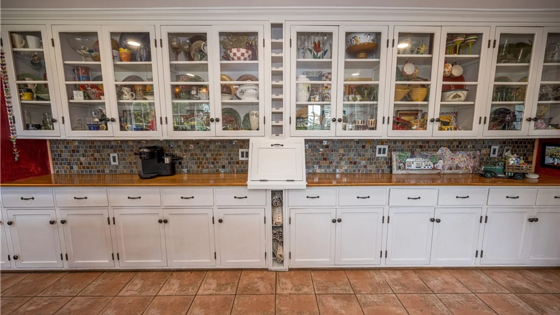 Property at 905 Sturgeon Point Road, Evans, NY 14047 8