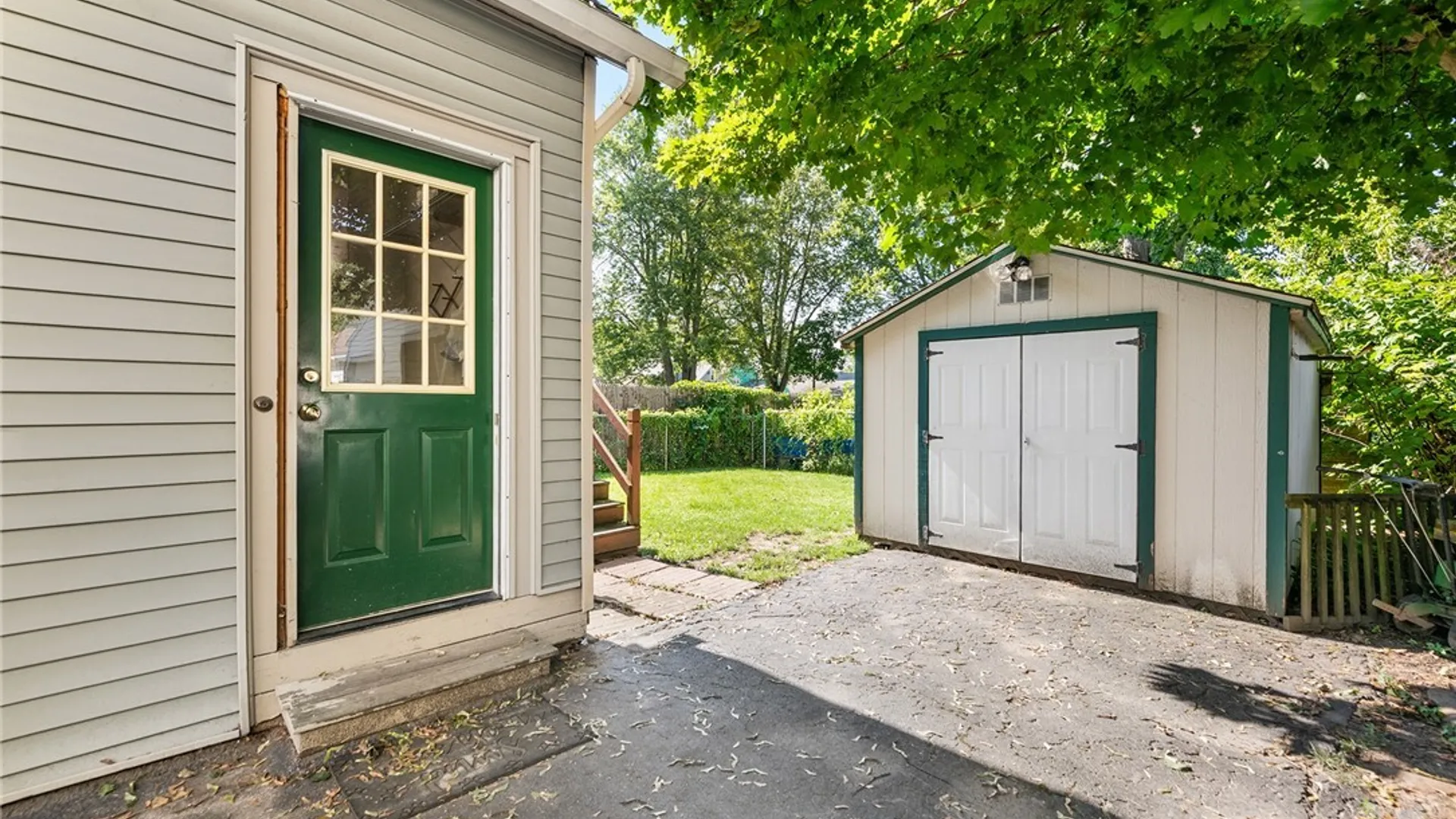 Property at 70 Minerva Street, Tonawanda, NY 14150 27