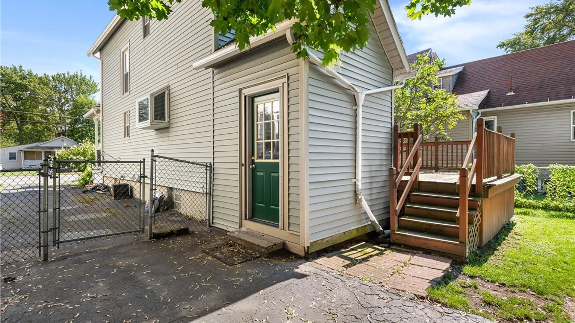 Property at 70 Minerva Street, Tonawanda, NY 14150 31