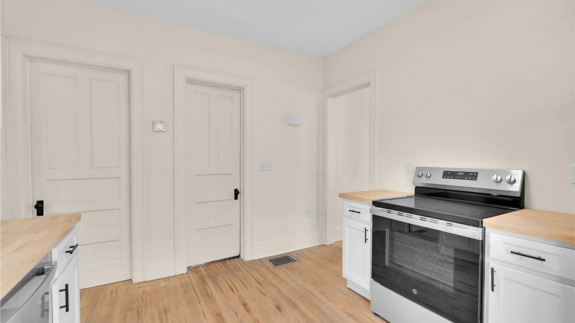 Property at 2206 Main Street, Buffalo, NY 14214 21