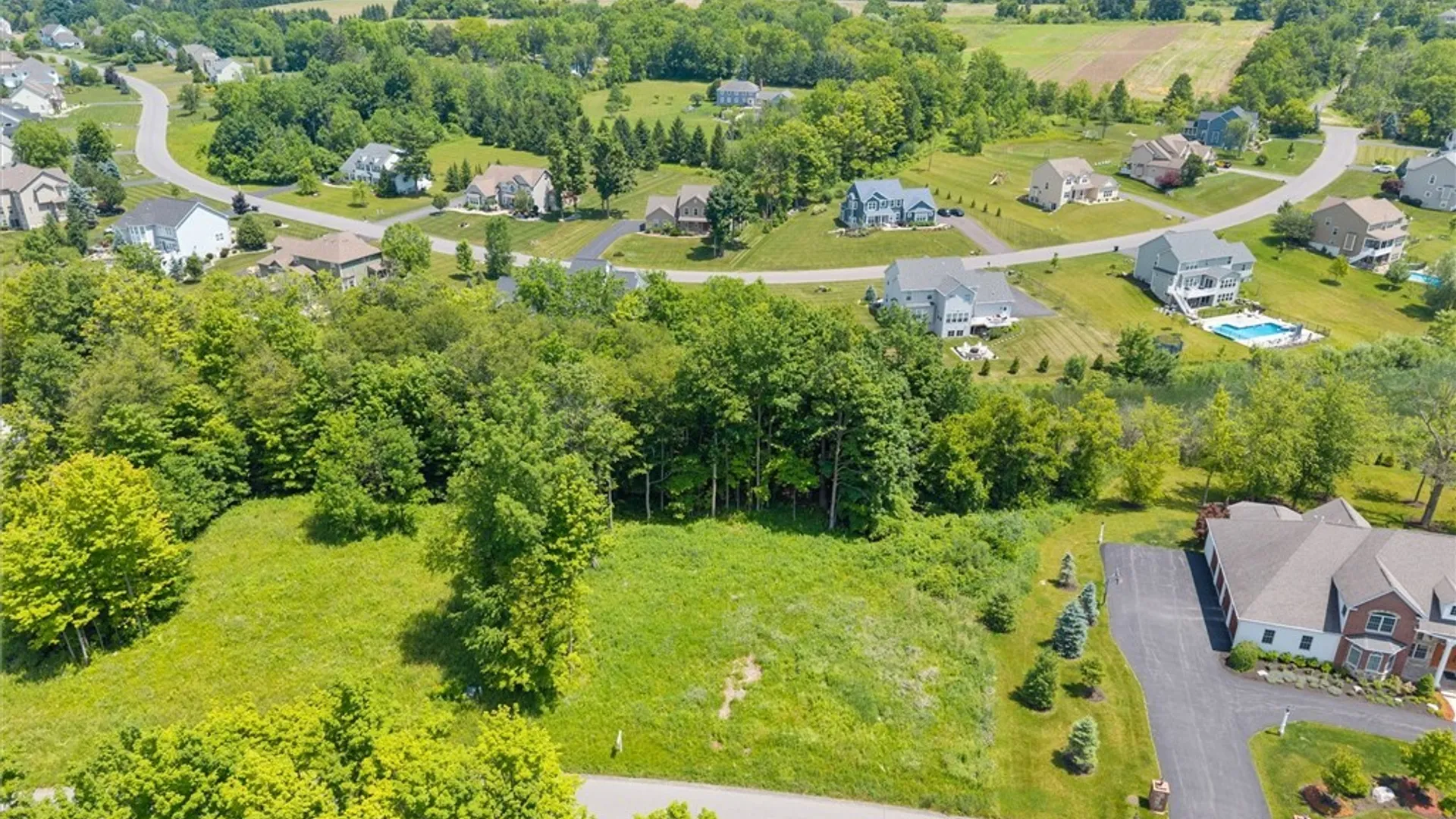 Property at 7103 Kittiwake Run, Manlius, NY 13104 5