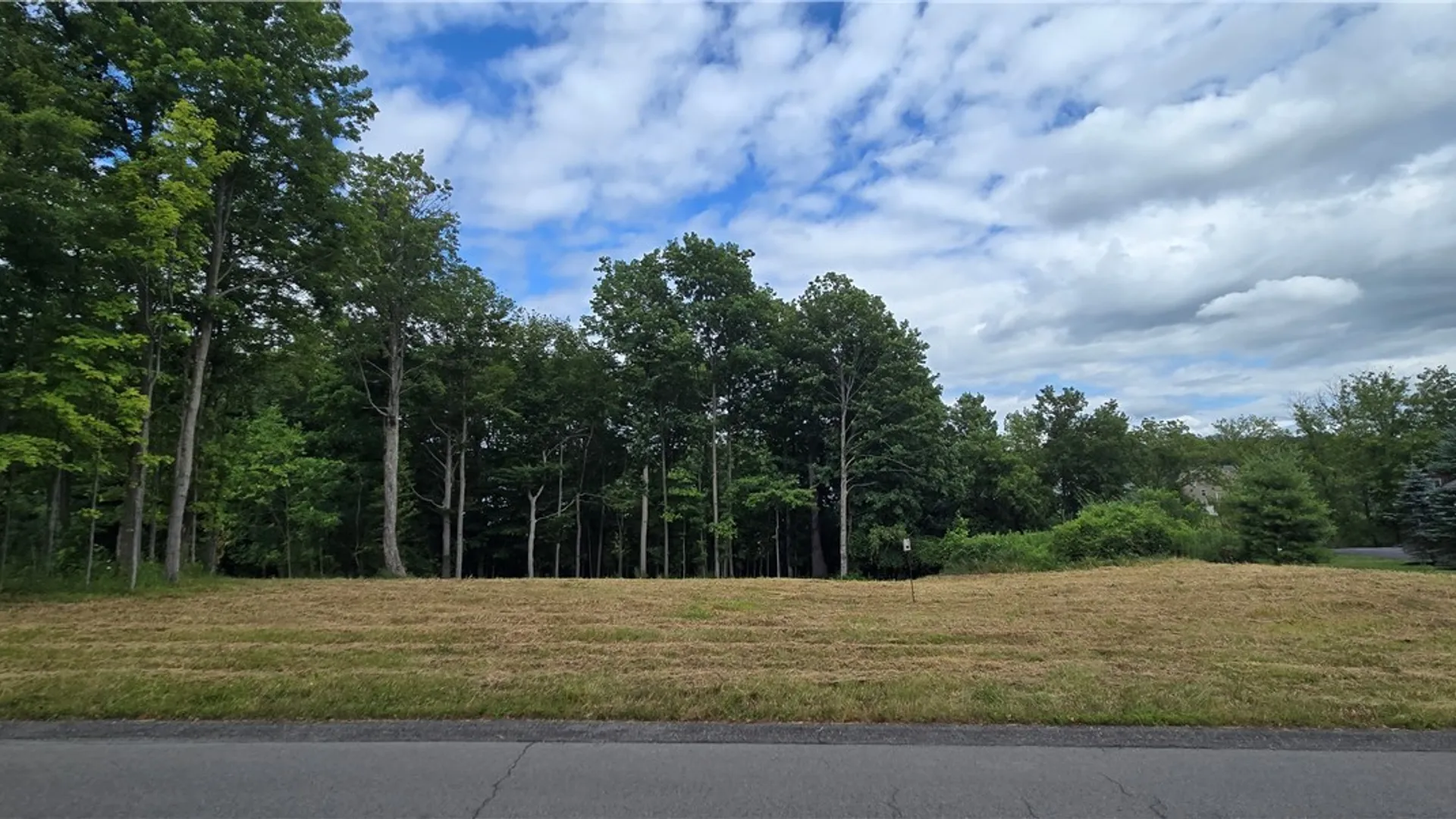 Property at 7103 Kittiwake Run, Manlius, NY 13104 17