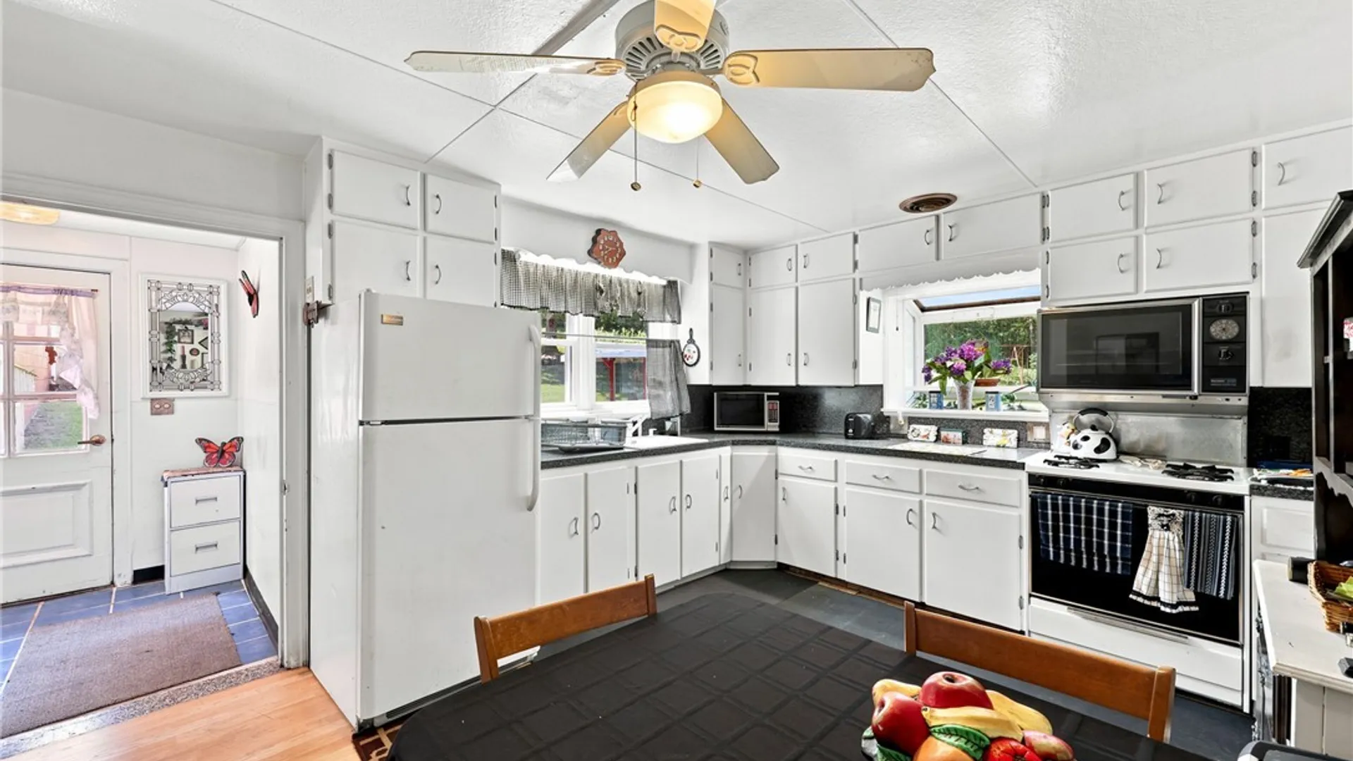 Property at 7902 Back Creek Road, Boston, NY 14075 9