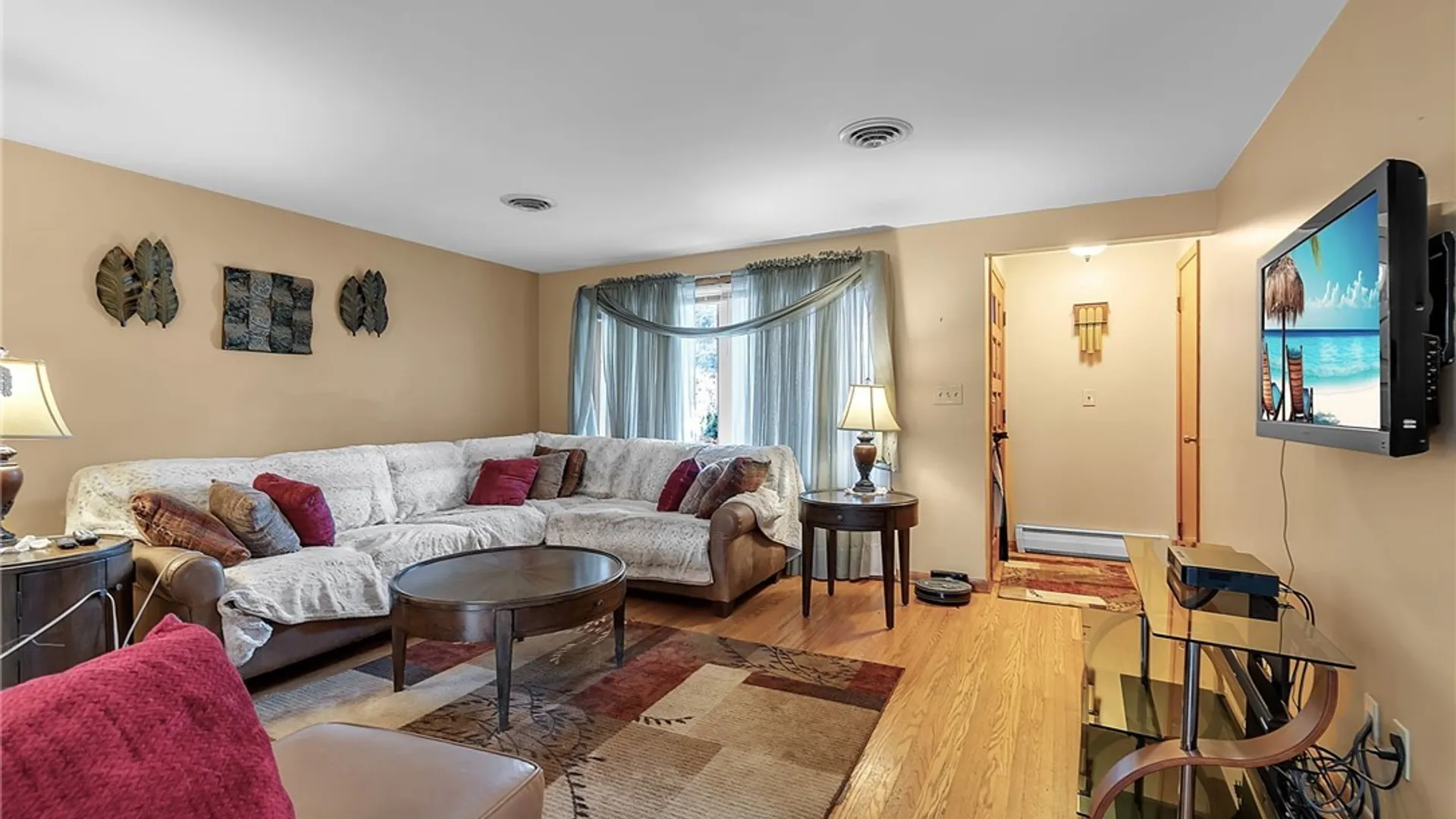 Property at 145 Cresthaven Drive, Amherst, NY 14225 5