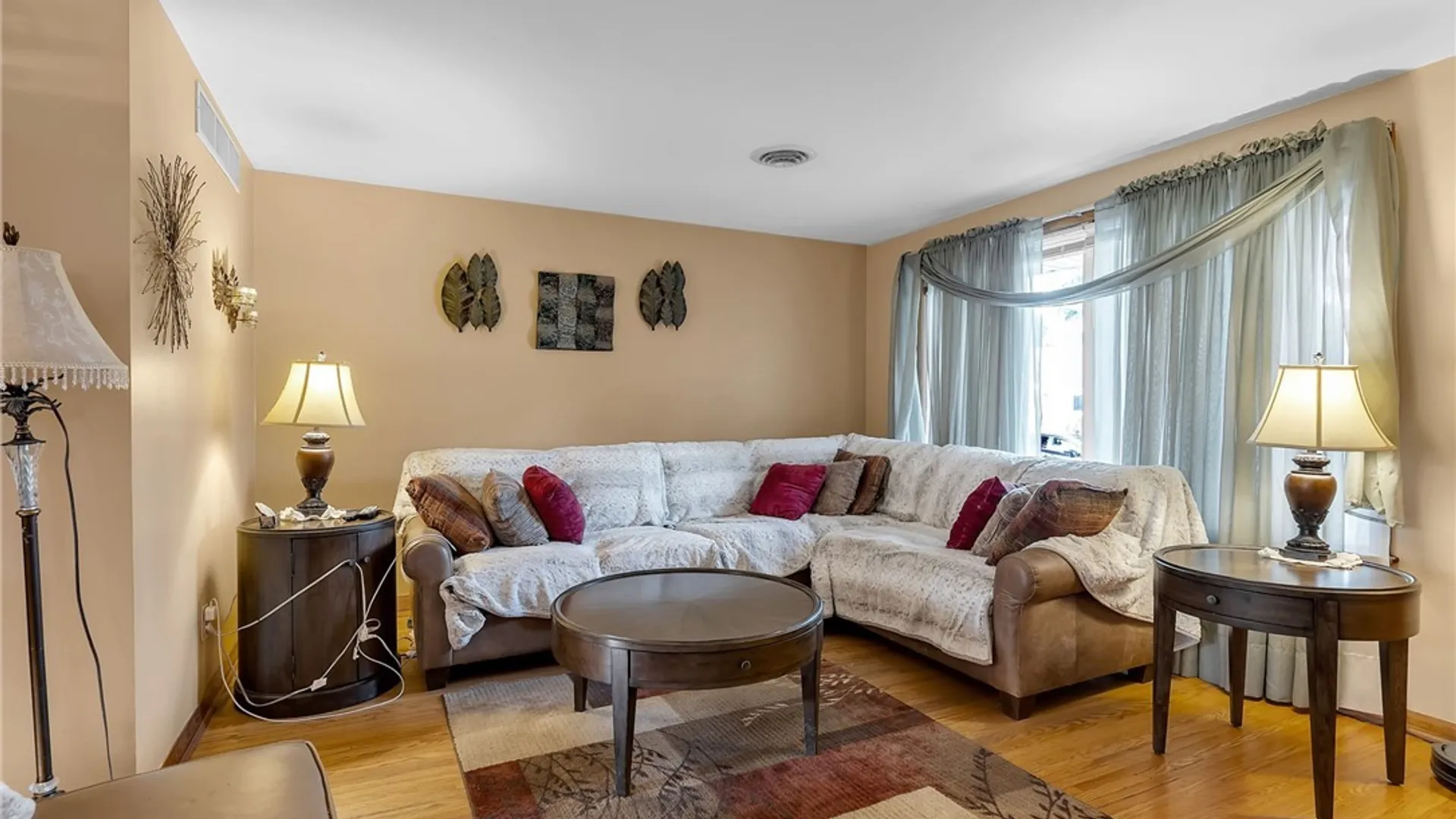 Property at 145 Cresthaven Drive, Amherst, NY 14225 7
