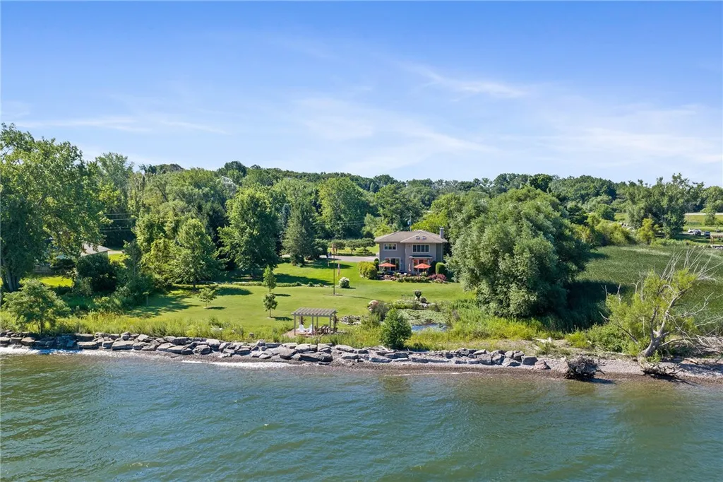 Property at 16821 Bald Eagle Drive, Kendall, NY 14476