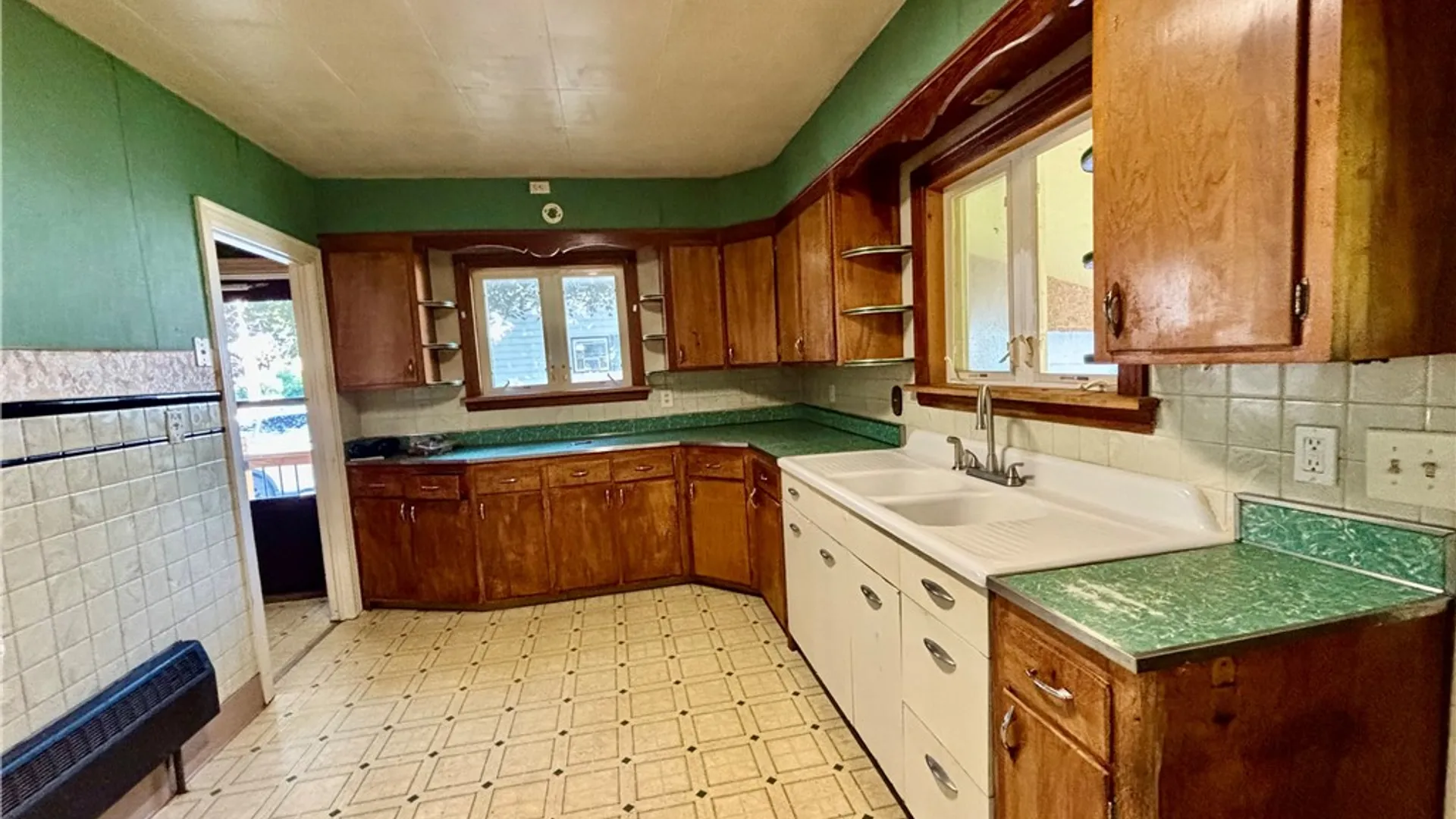 Property at 142 Perrine Street, Auburn, NY 13021 10
