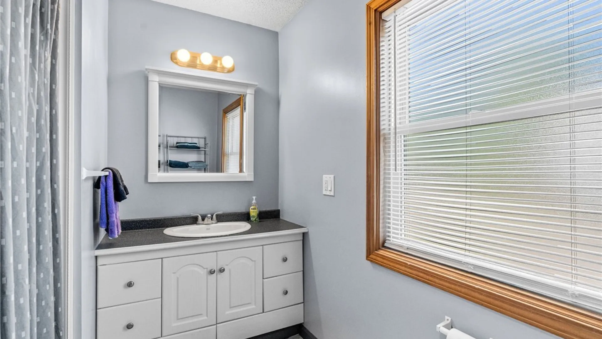 Property at 114 Flohr Avenue, West Seneca, NY 14224 21