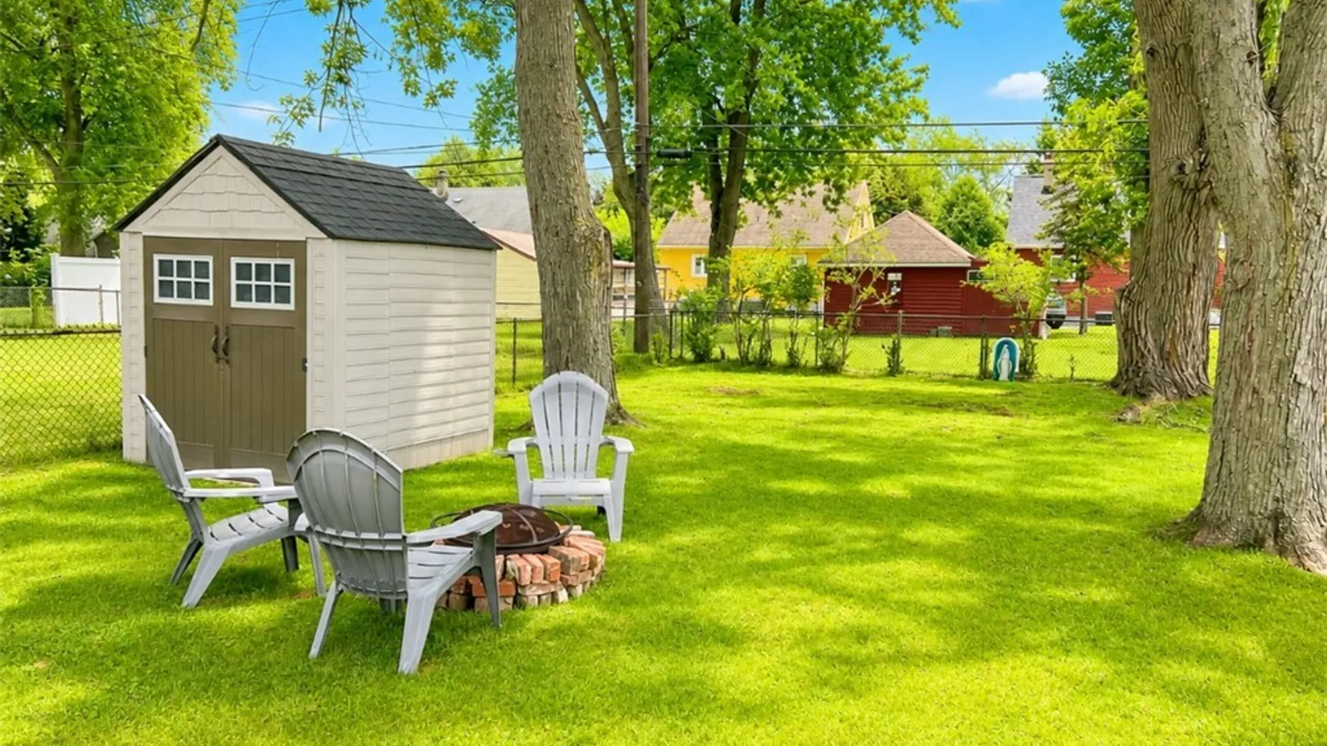 Property at 243 Chamberlin Drive, West Seneca, NY 14210 22