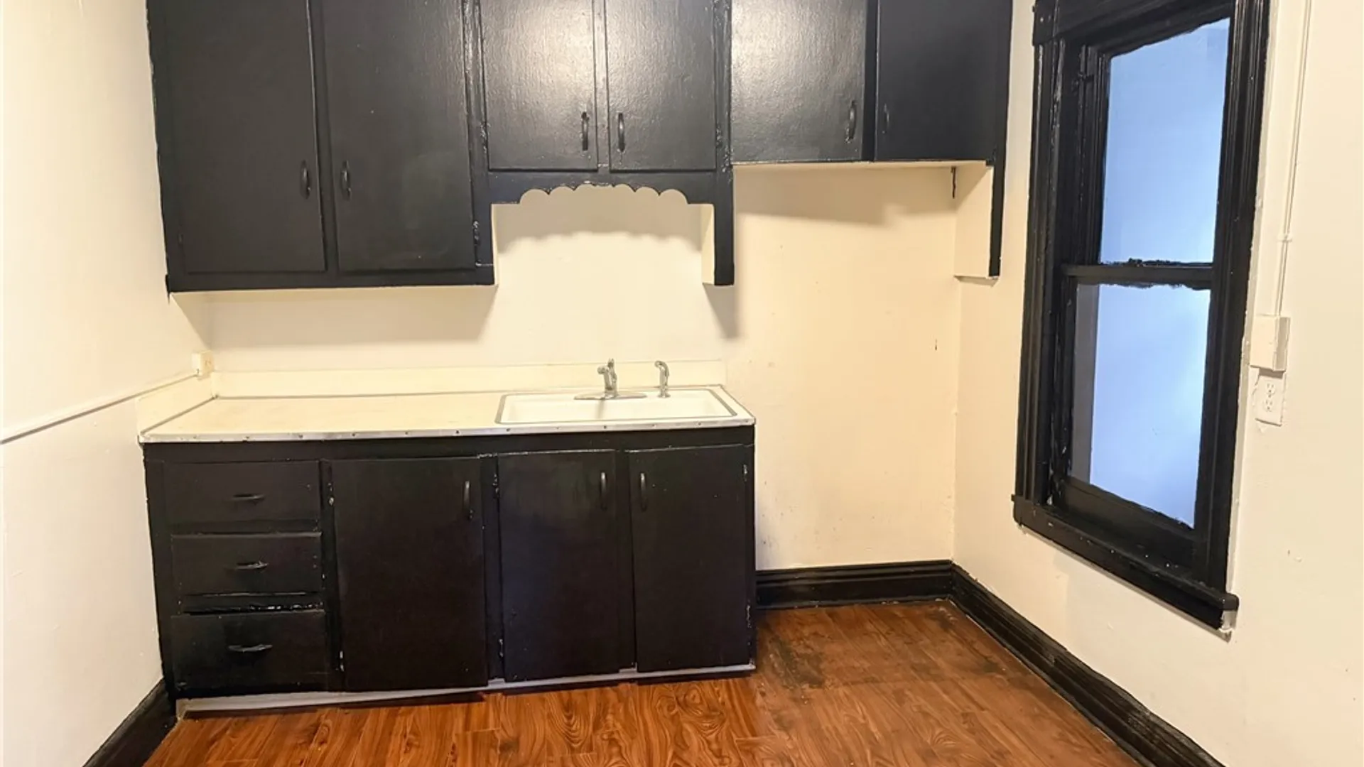 Property at 6-7 Calihan Park, Rochester, NY 14606 5