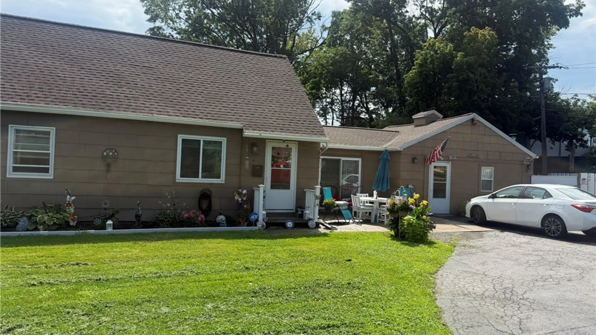 Property at 71 Ridge Terrace, Greece, NY 14626 12