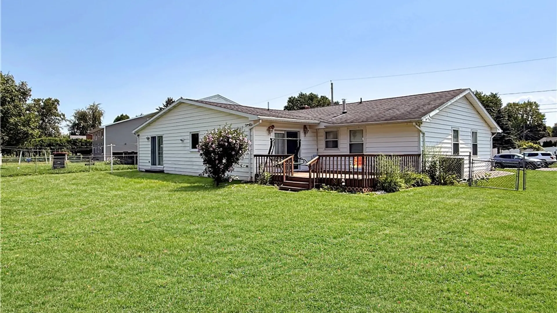 Property at 119 Longwood Drive, DeWitt, NY 13057 22