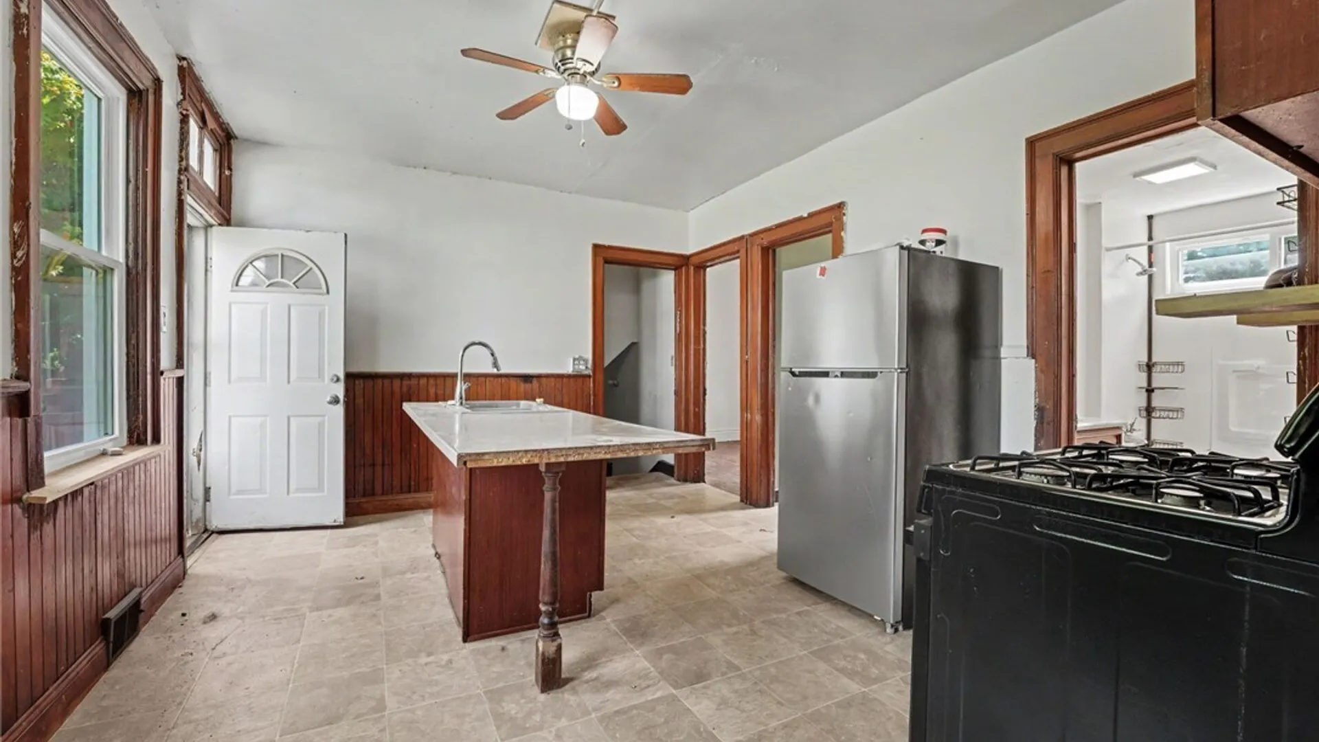 Property at 59 Edna Place, Buffalo, NY 14209 4