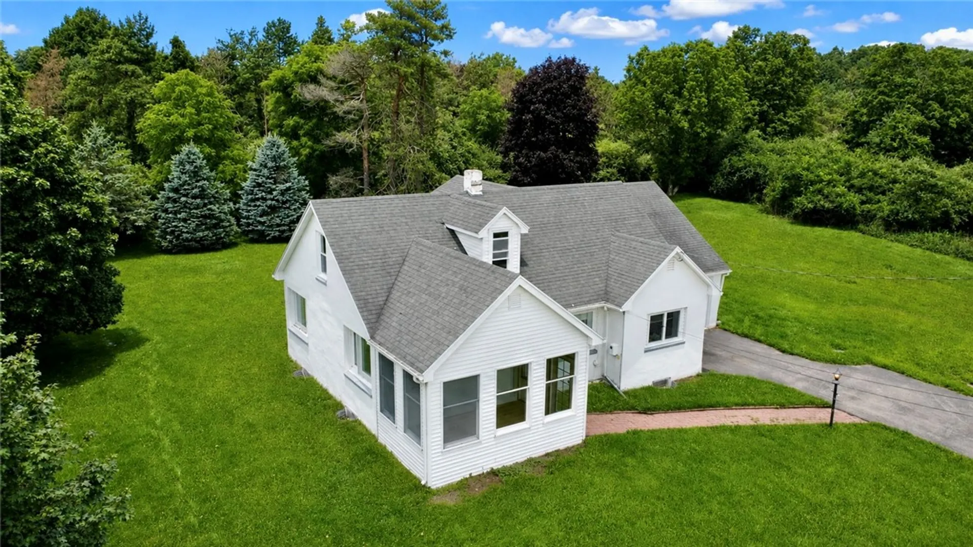 Property at 524 Cline Road, Victor, NY 14564 28