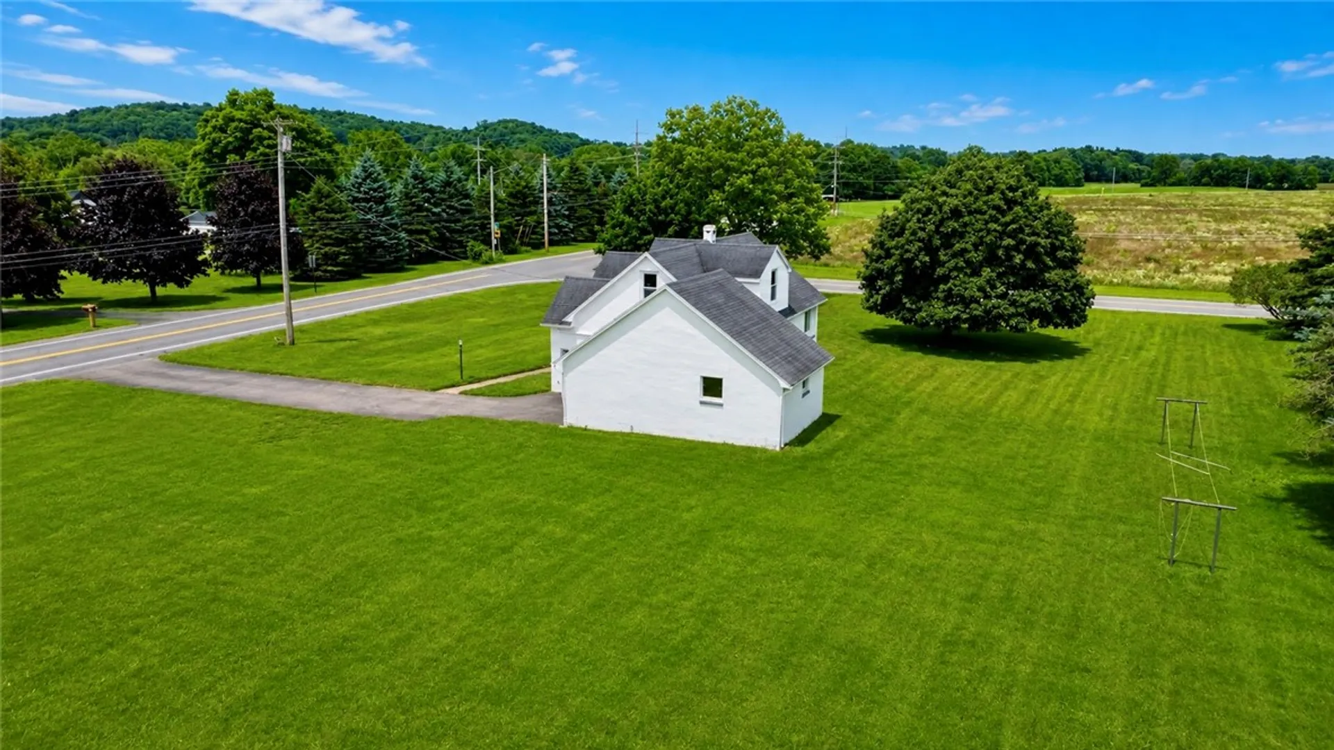 Property at 524 Cline Road, Victor, NY 14564 26