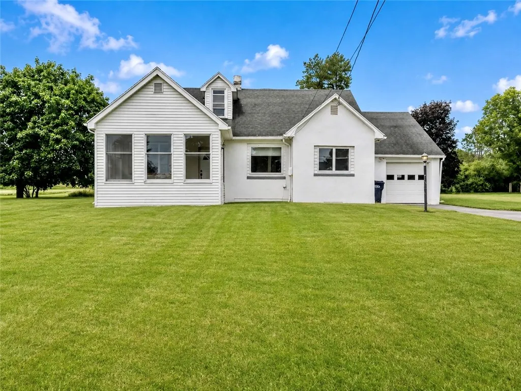 Property at 524 Cline Road, Victor, NY 14564