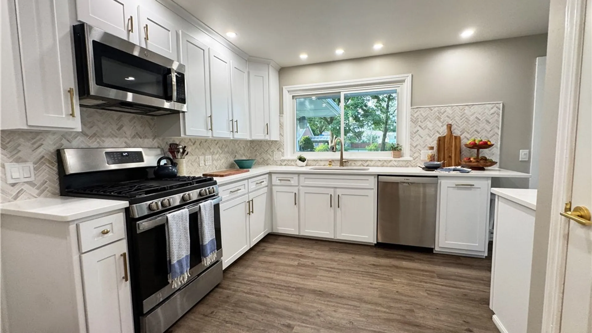 Property at 259 Willowbend Road, Brighton, NY 14618 10