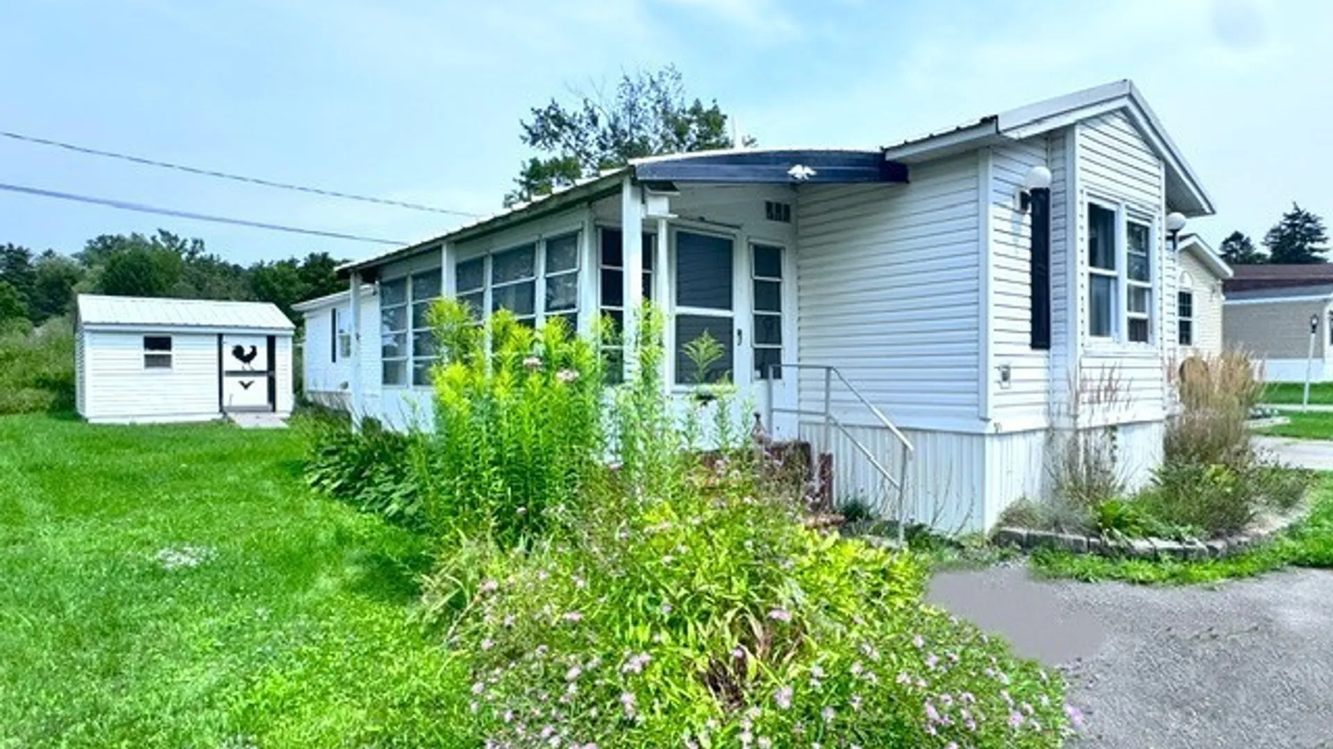Property at 38 Pine Cir, Paris, NY 13456 4