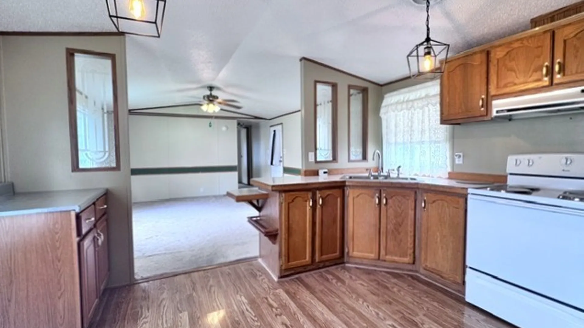 Property at 38 Pine Cir, Paris, NY 13456 18