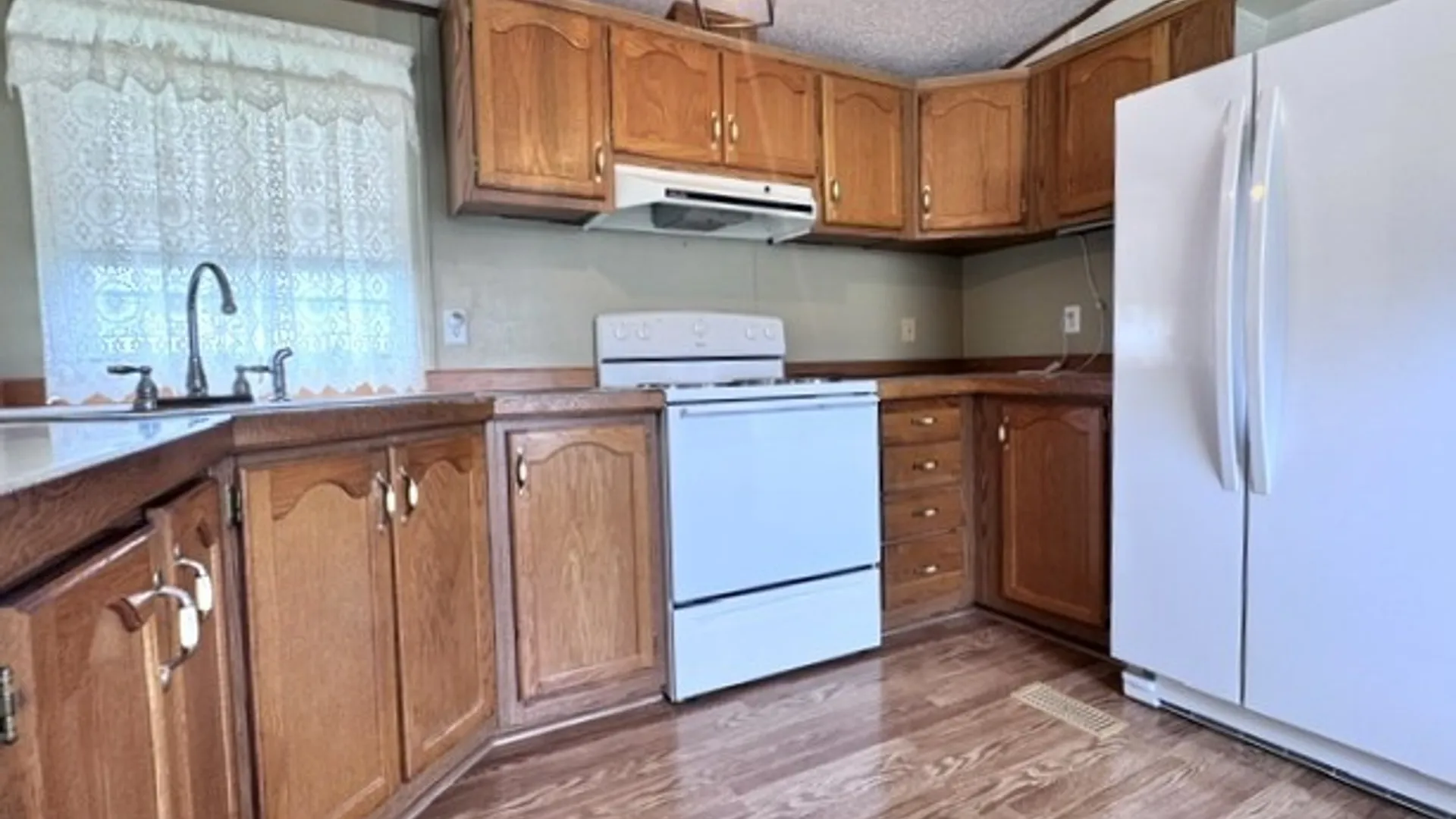 Property at 38 Pine Cir, Paris, NY 13456 20