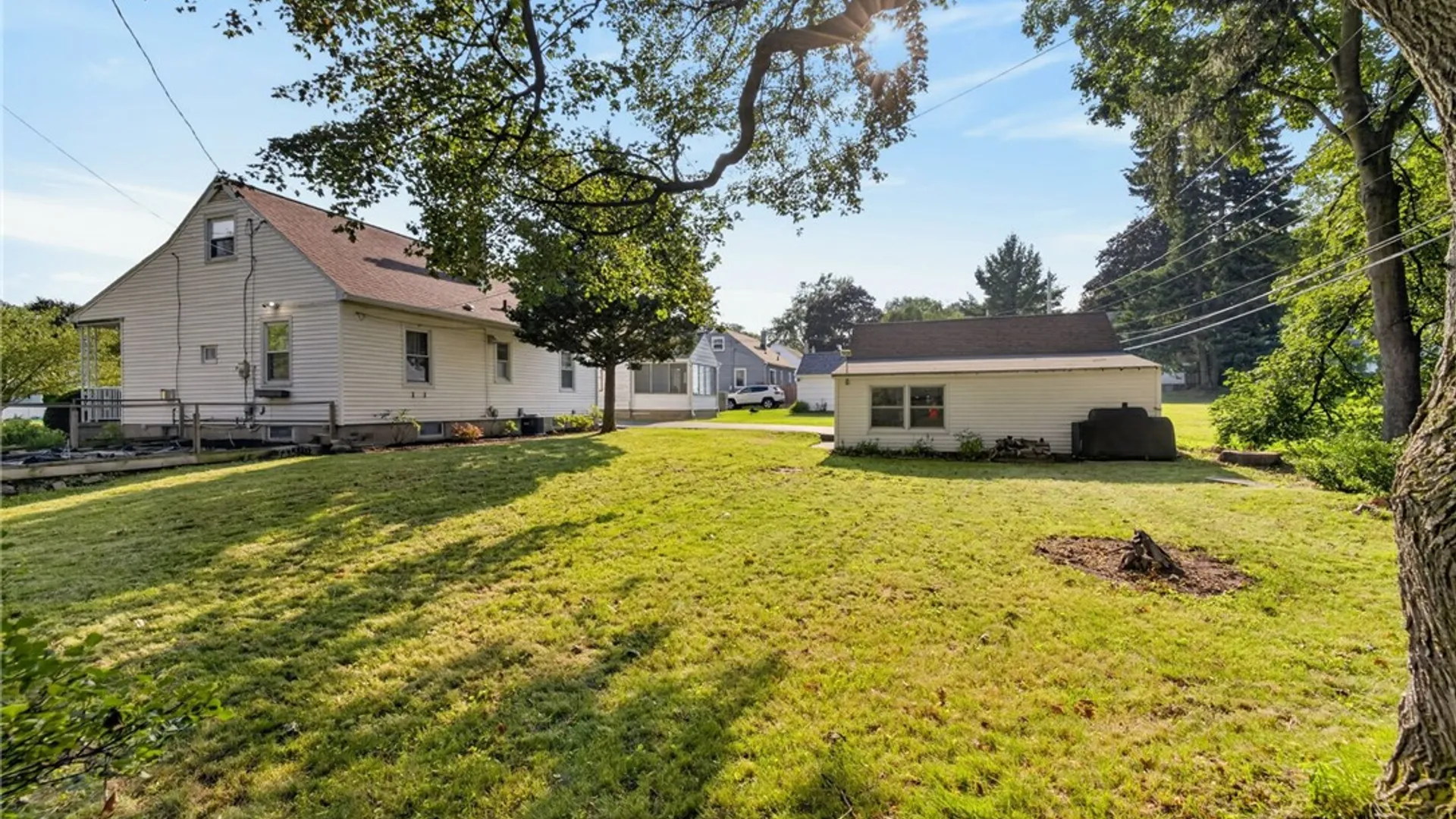 Property at 250 Harwick Road, Irondequoit, NY 14609 24